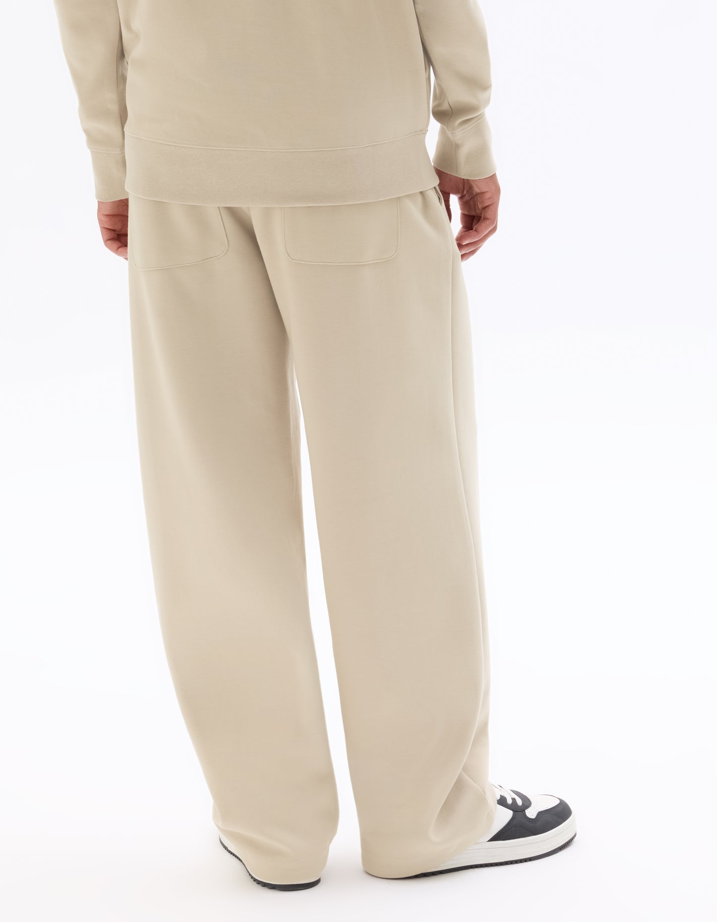 Loose Fit Poly-Cotton Solid Casual Trouser
