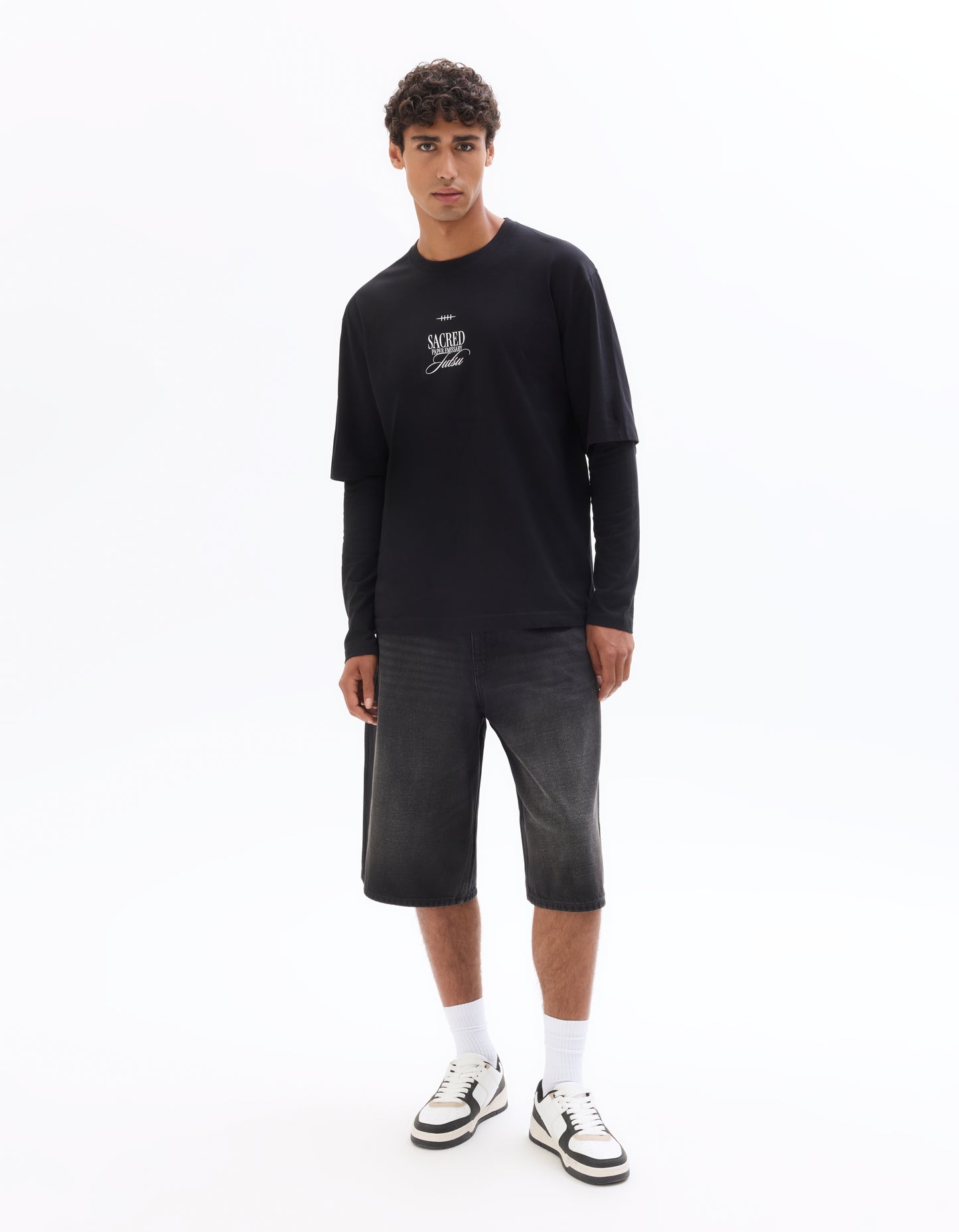 Regular Fit 100% Cotton Printed Round Neck T-Shirt - Black