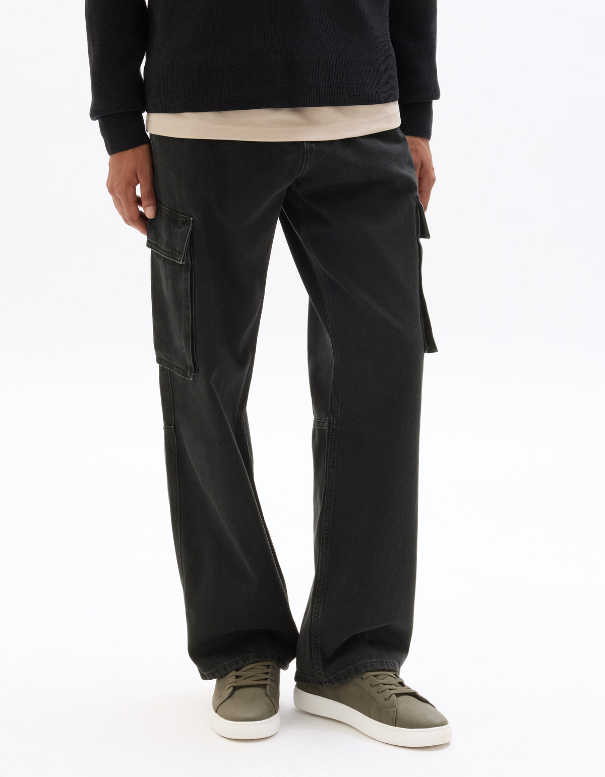 Loose Fit 100% Cotton Solid Jeans - Black