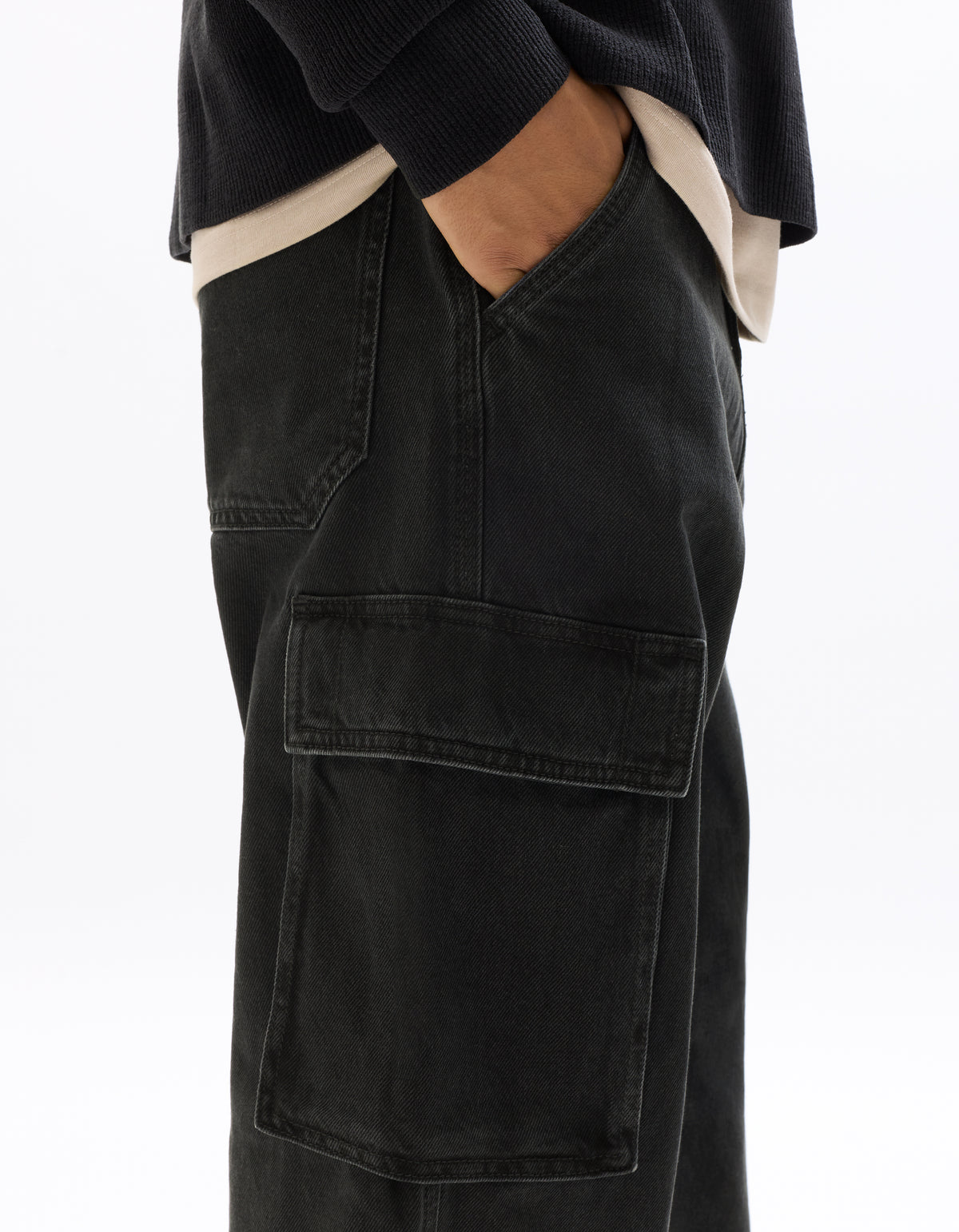 Loose Fit 100% Cotton Solid Jeans - Black