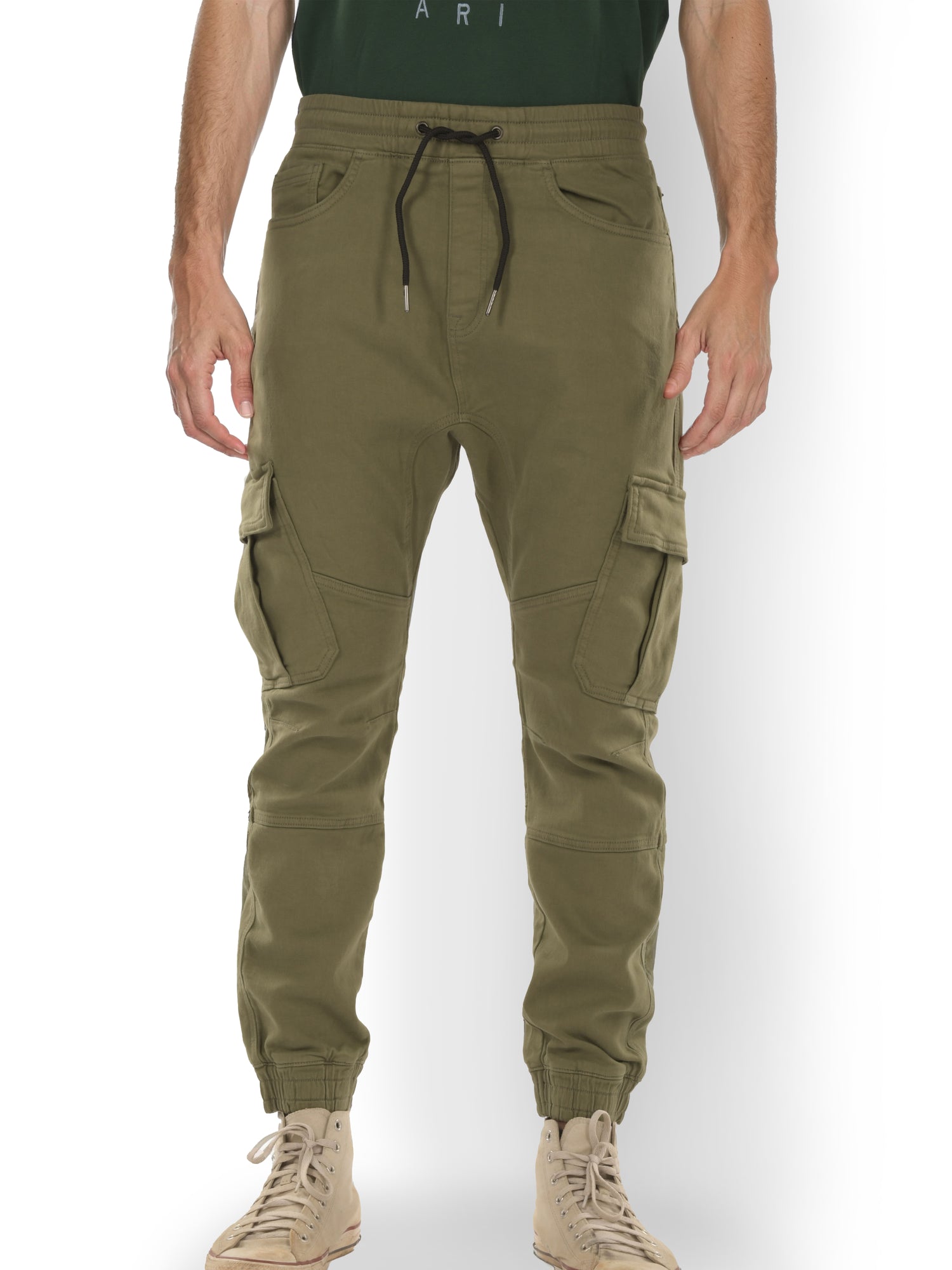 Celio* Cotton Regular Fit Men Solid Khaki Trousers