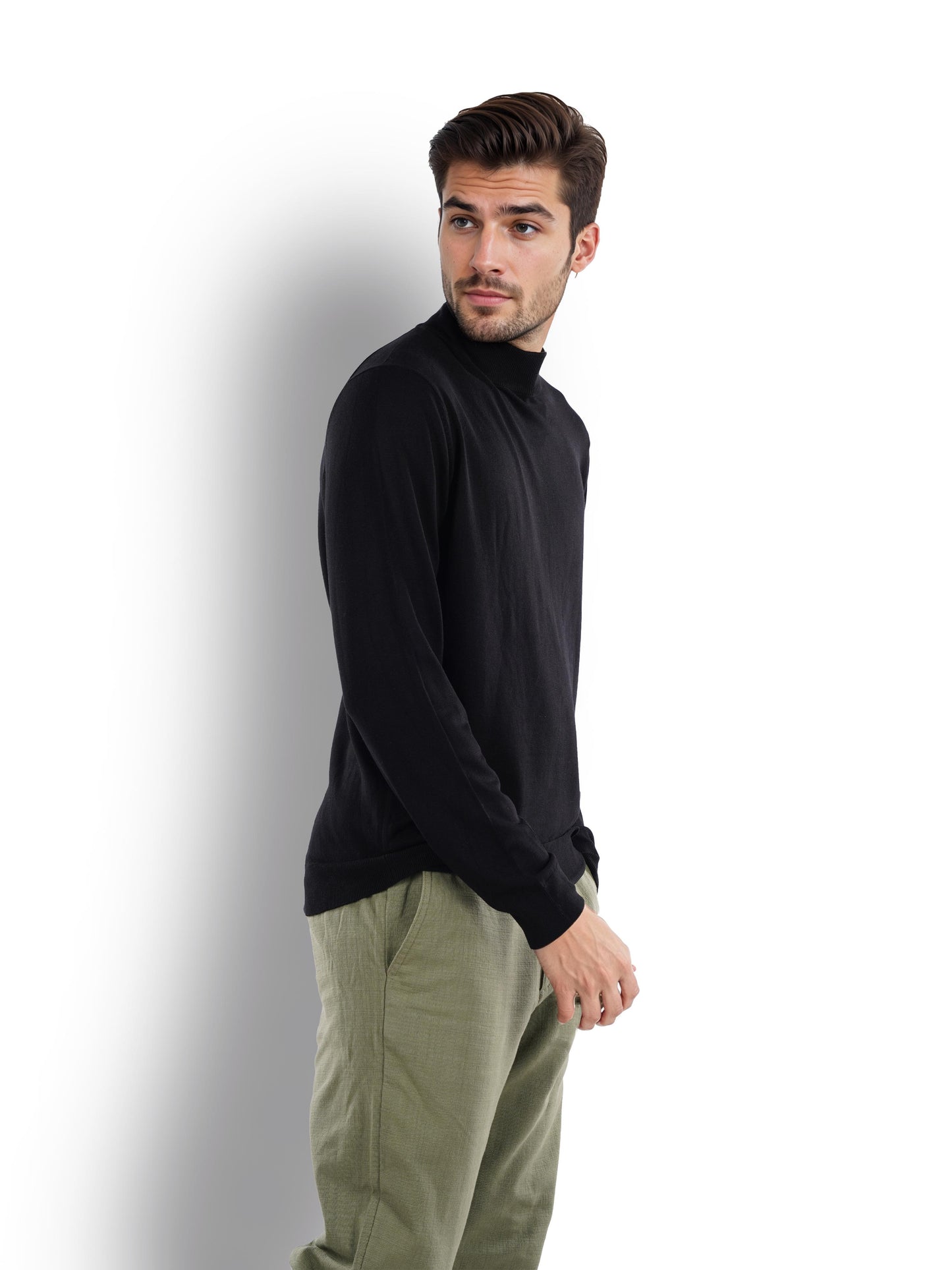 Black Solid Viscose Sweater