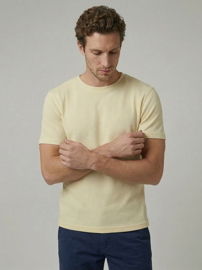 Celio Mens Yellow Structured Regular Fit Cotton T-Shirts