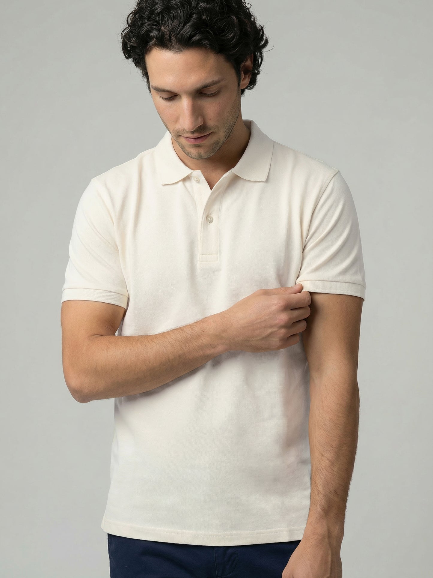 Celio Mens White Solid Slim Fit Cotton T-Shirts