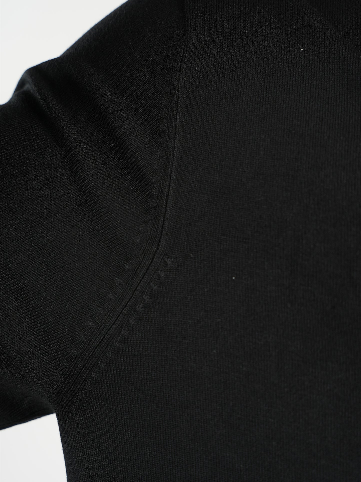 Black Solid Viscose Sweater