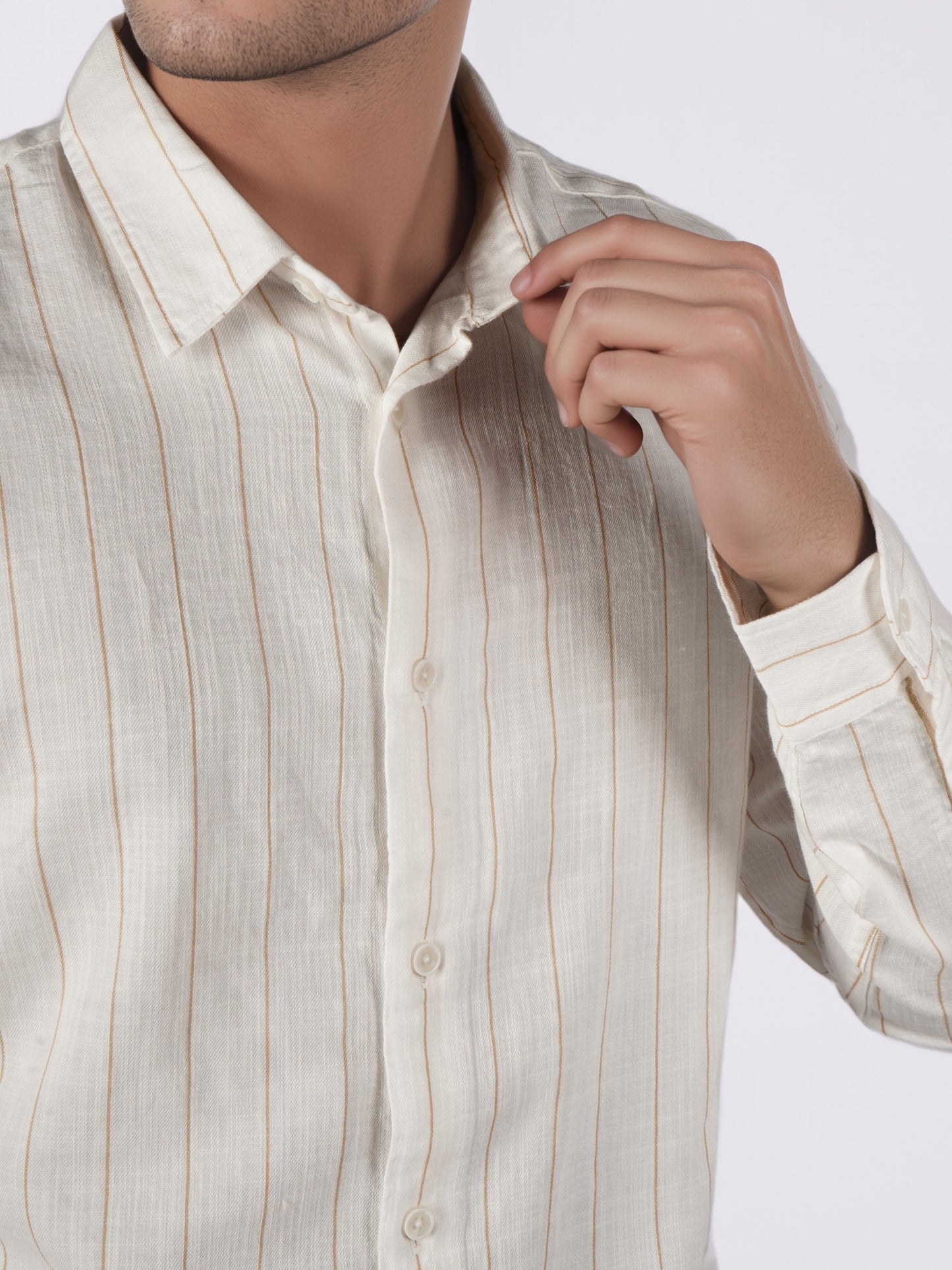 Celio* Men Off White Striped Regular Fit Cotton Shirts