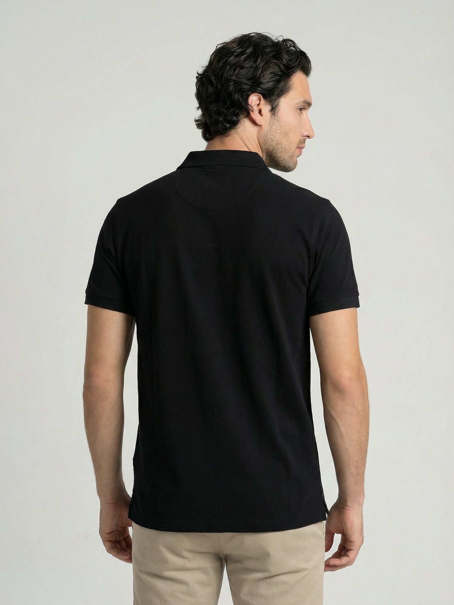 Celio Mens Black Solid Slim Fit Cotton T-Shirts