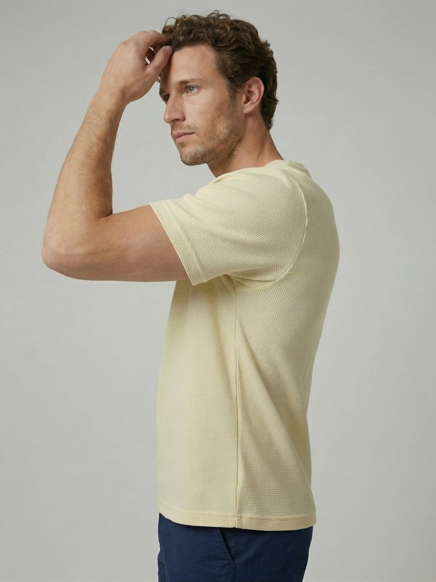 Celio Mens Yellow Structured Regular Fit Cotton T-Shirts