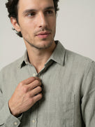 Celio Mens Khaki Solid Regular Fit Linen Shirts