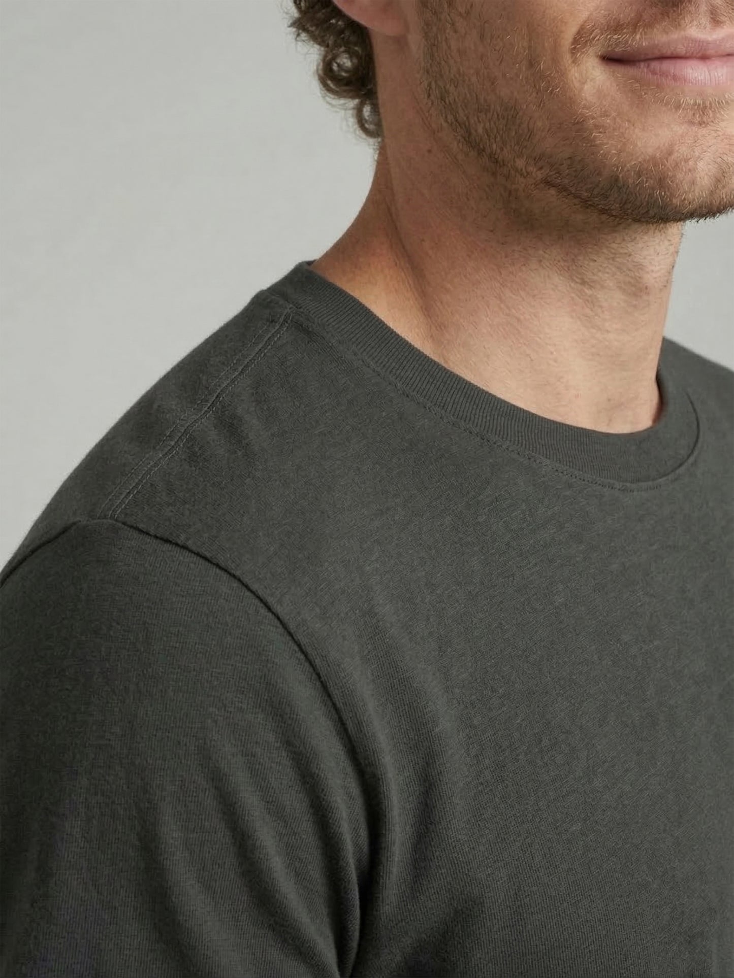 Celio Mens Grey Solid Slim Fit Cotton T-Shirts