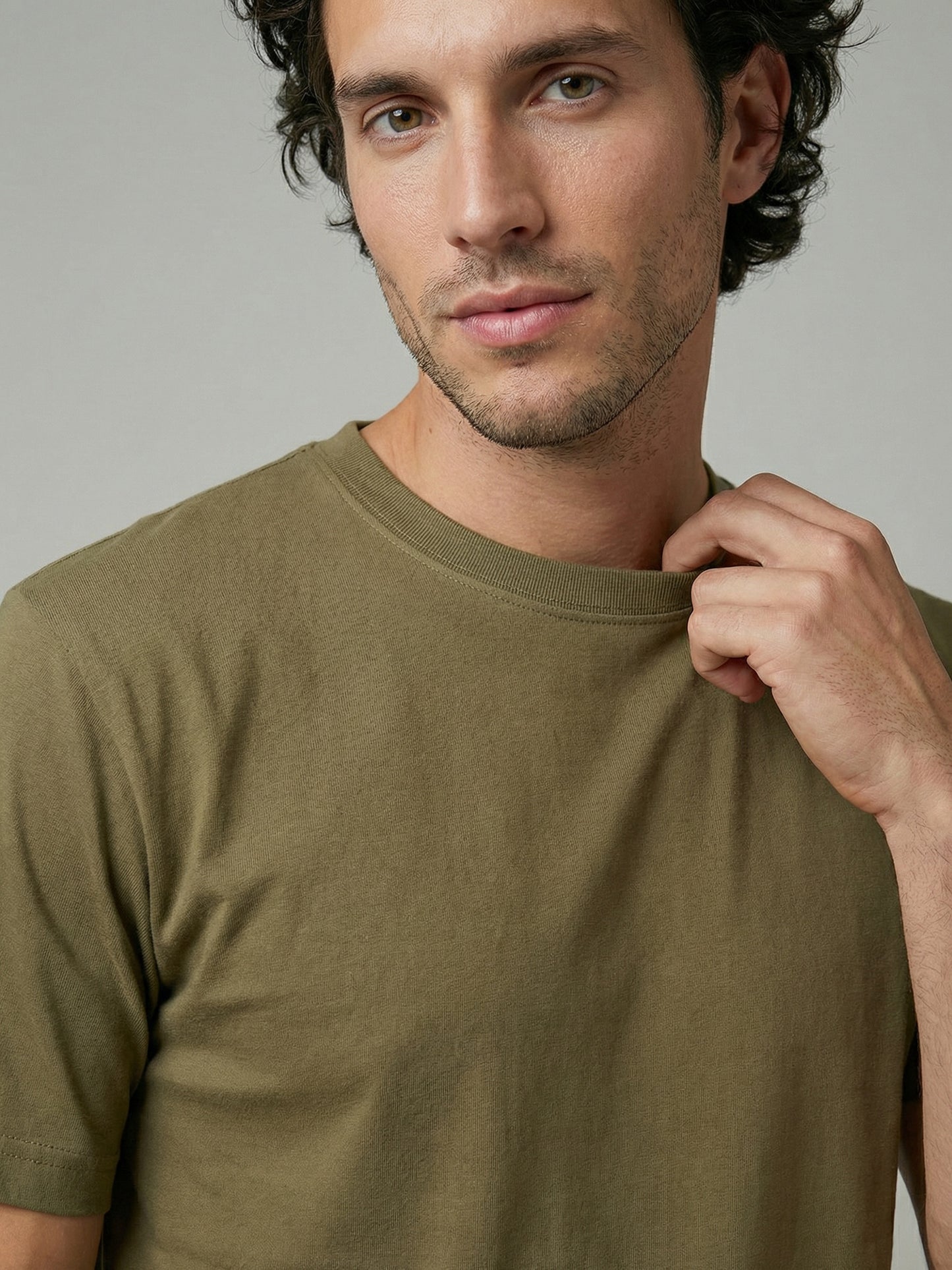 Celio Mens Olive Solid Slim Fit Cotton T-Shirts