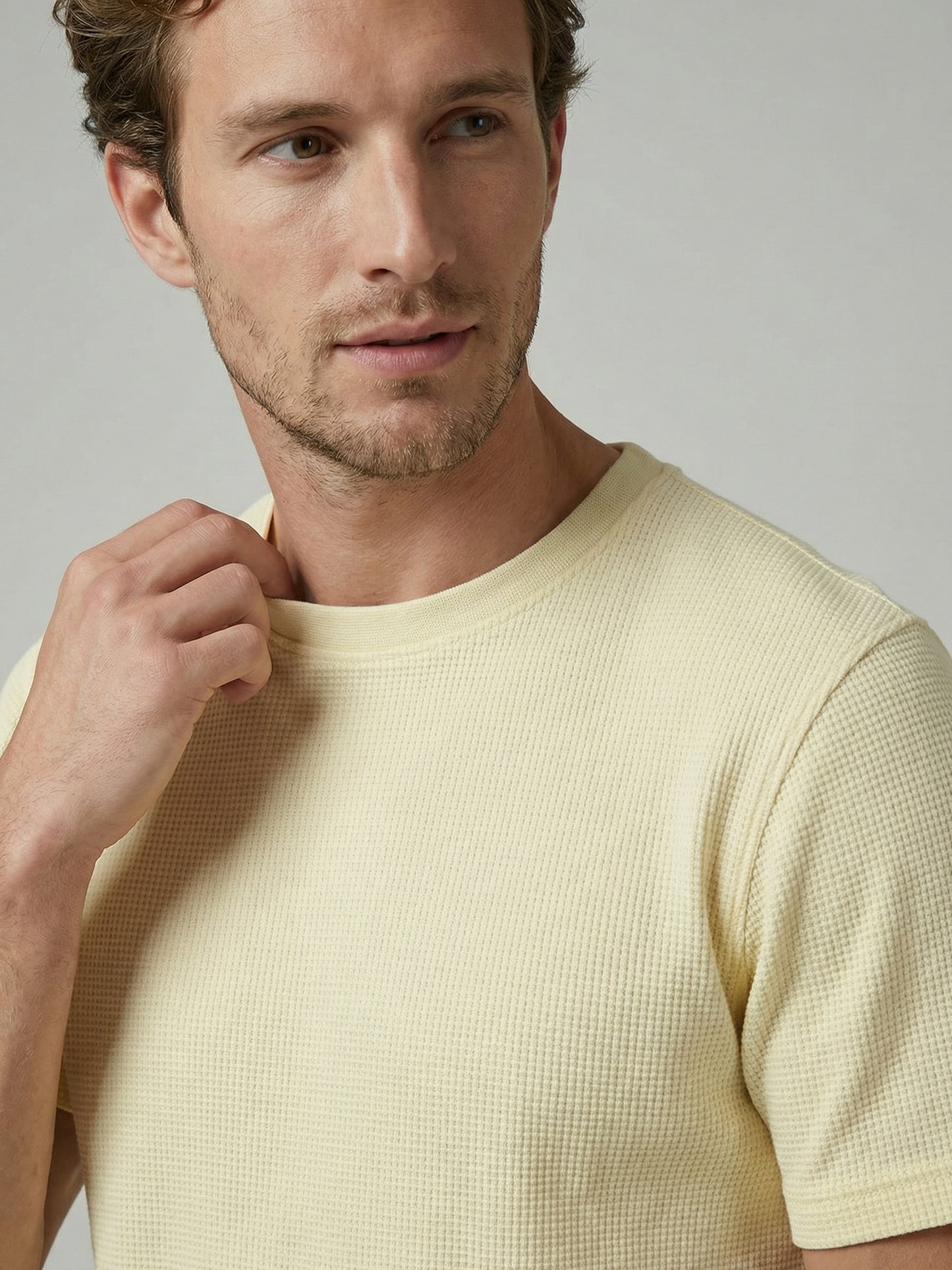 Celio Mens Yellow Structured Regular Fit Cotton T-Shirts