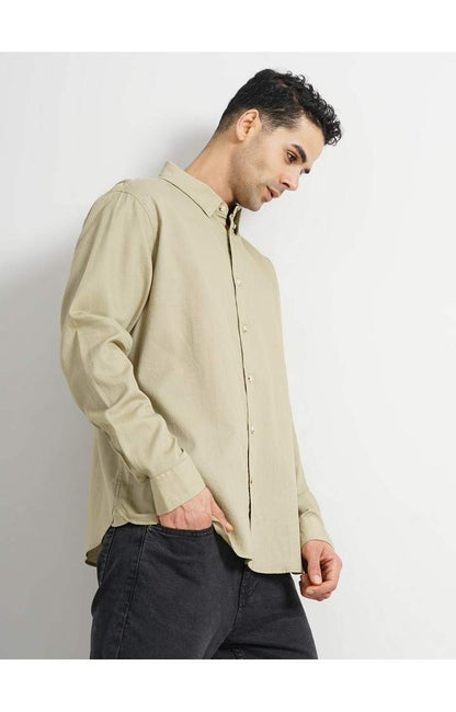 Celio* Solid Regular Fit Cotton Olive Shirt