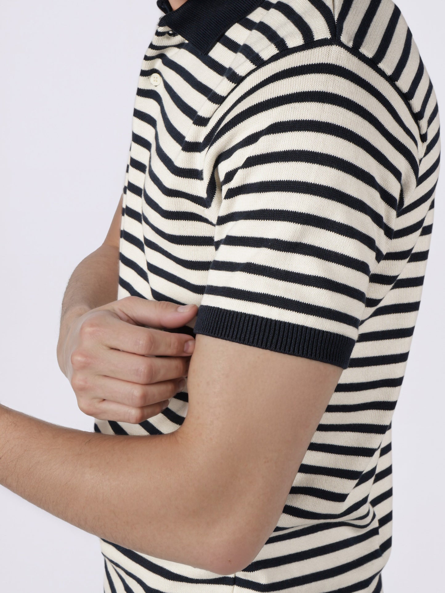 Celio* Men Navy Blue Striped Regular Fit Cotton T-Shirts