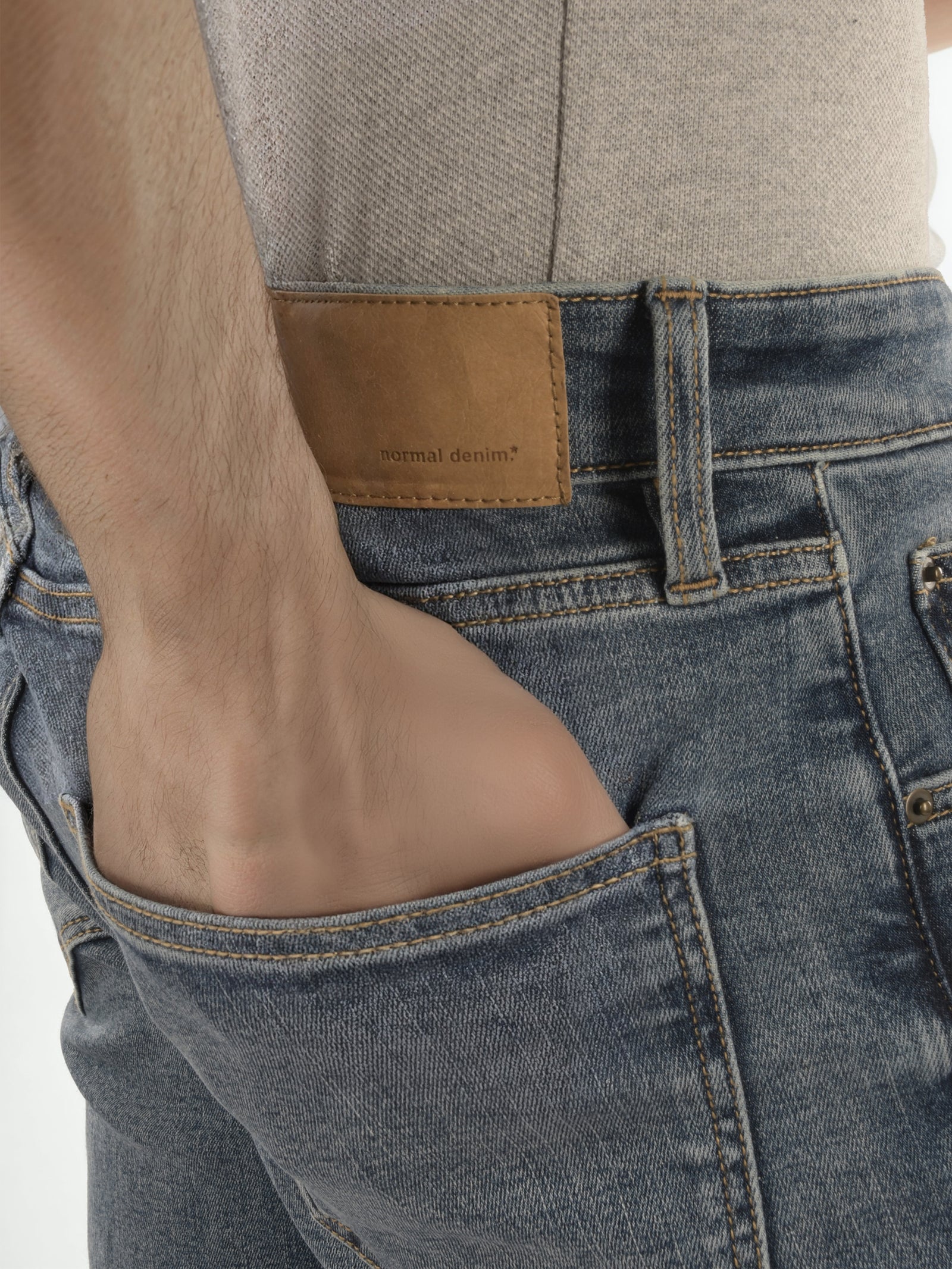 Celio* Solid Cotton Blue Regular Fit Men Jeans