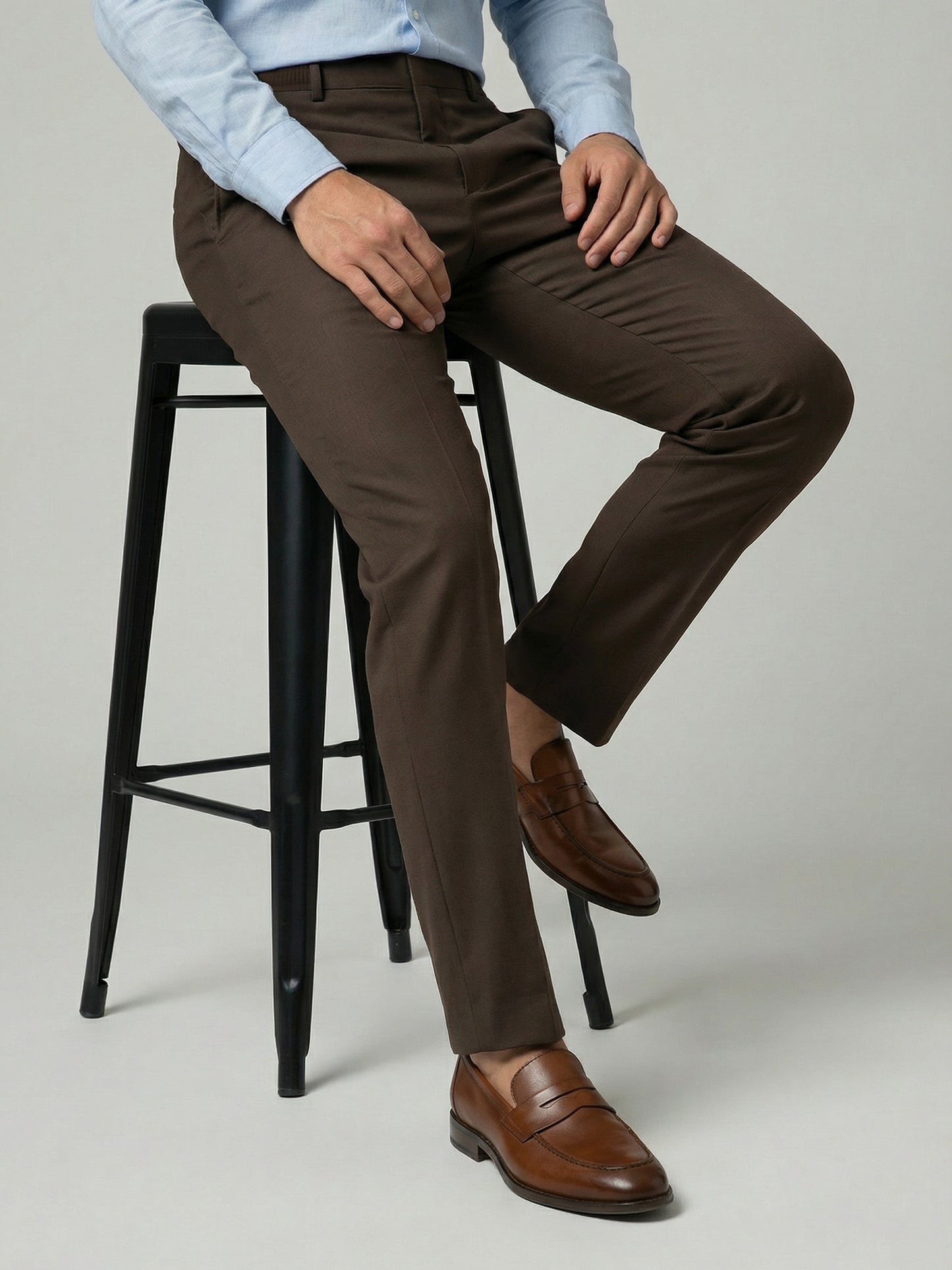 Celio Mens Brown Solid 24H Fit Polyester Casual Trouser