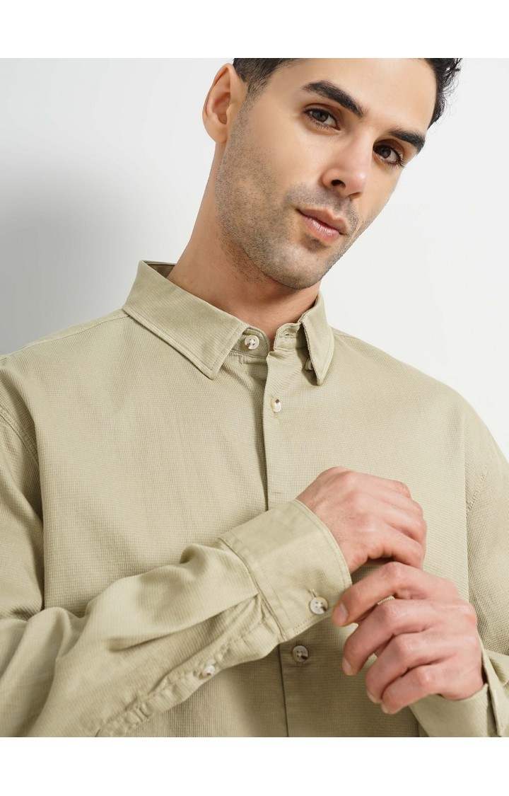 Celio* Solid Regular Fit Cotton Olive Shirt