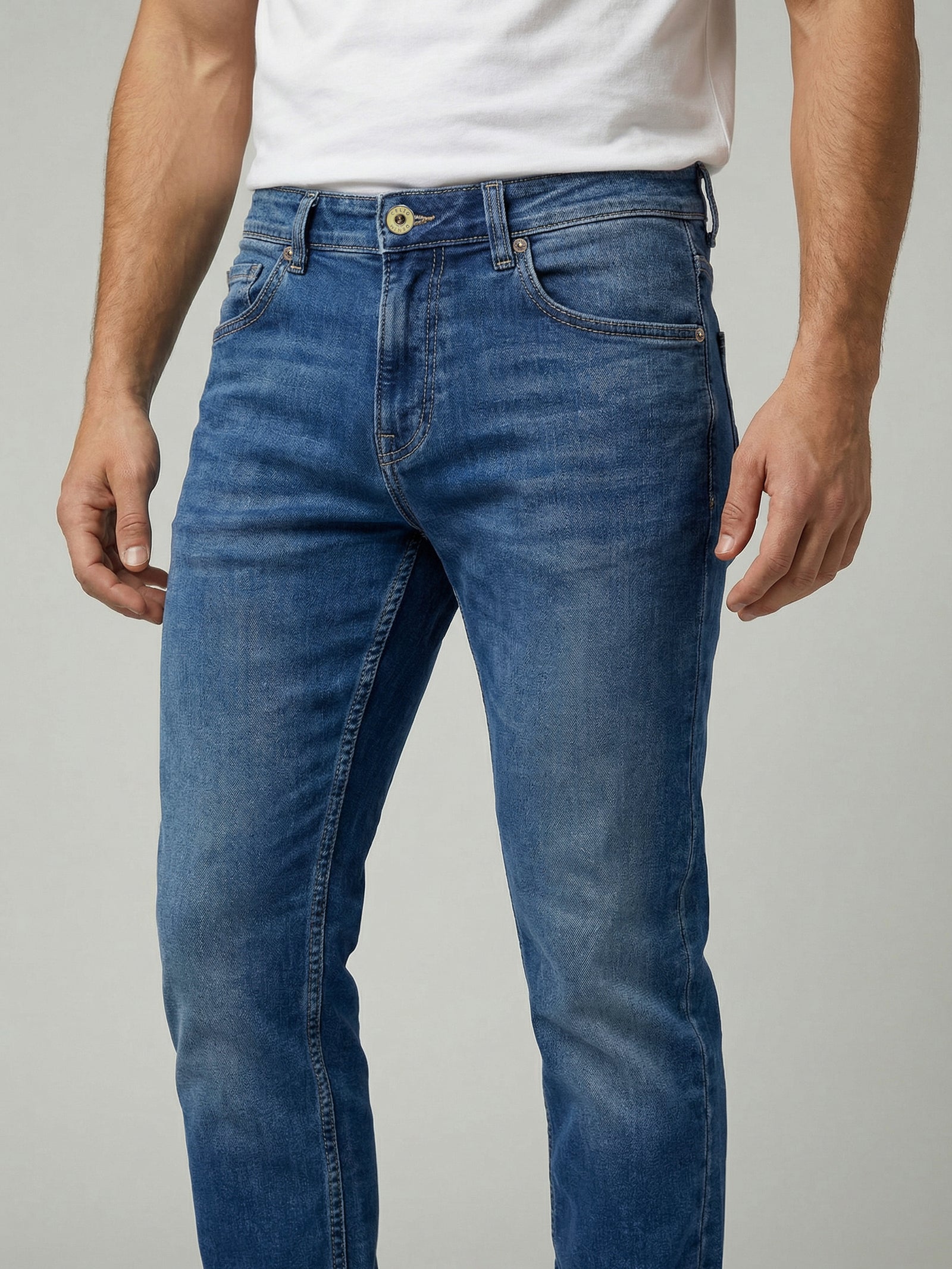 Celio Mens Blue Solid Slim Fit Cotton Jeans