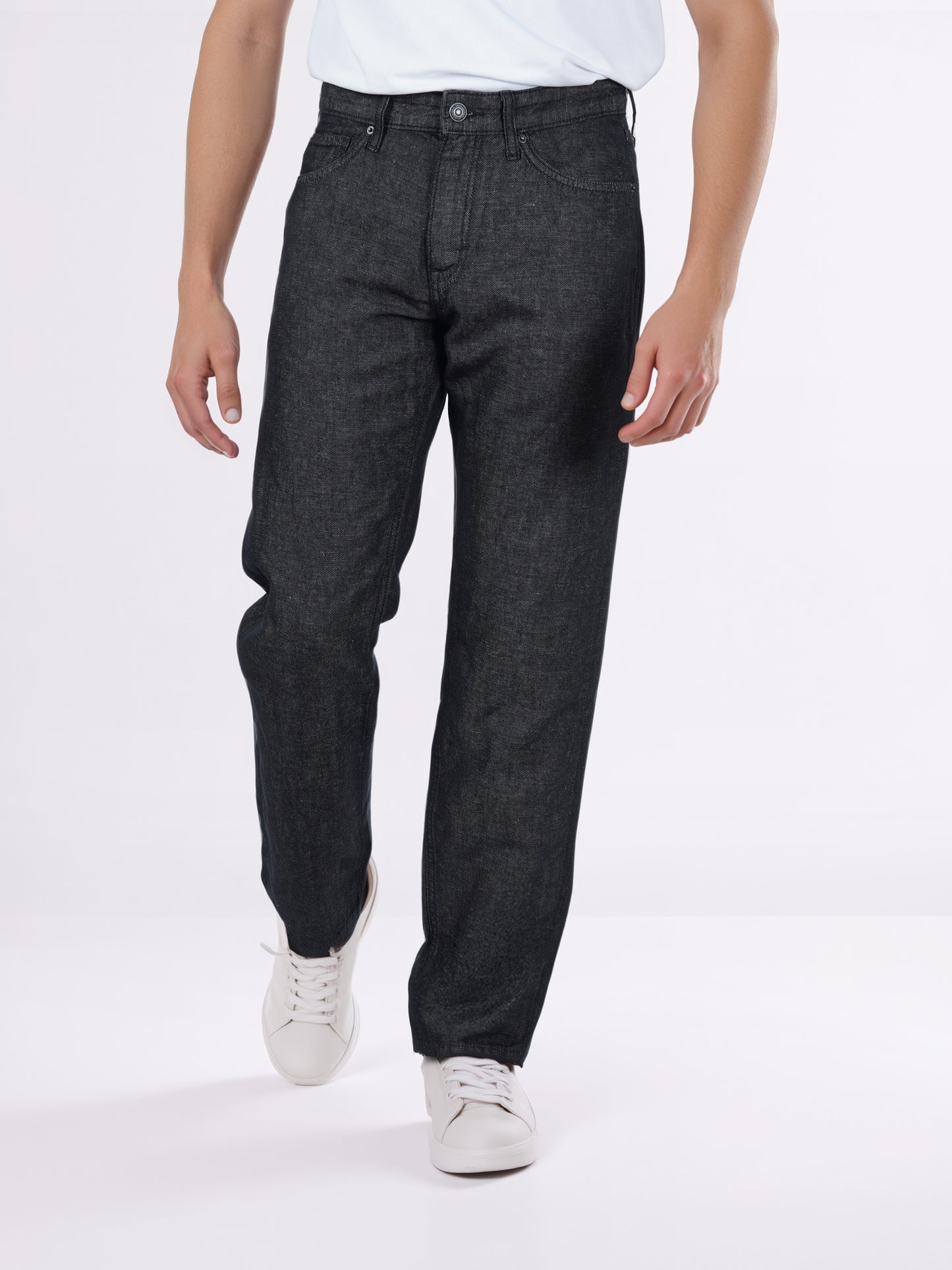 Celio* Men Black Solid Straight Fit Cotton-Linen-Blend Jeans