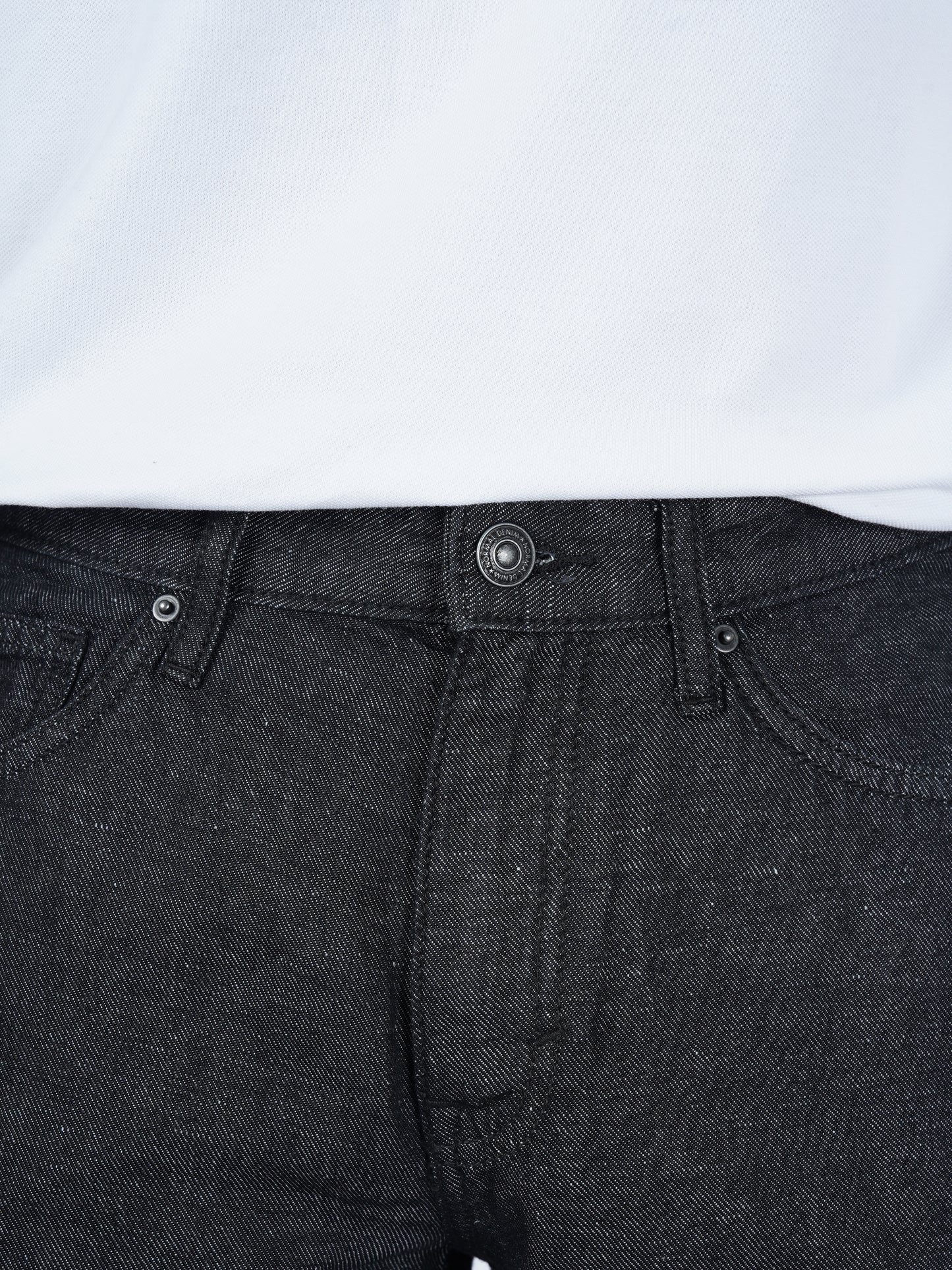 Celio* Men Black Solid Straight Fit Cotton-Linen-Blend Jeans