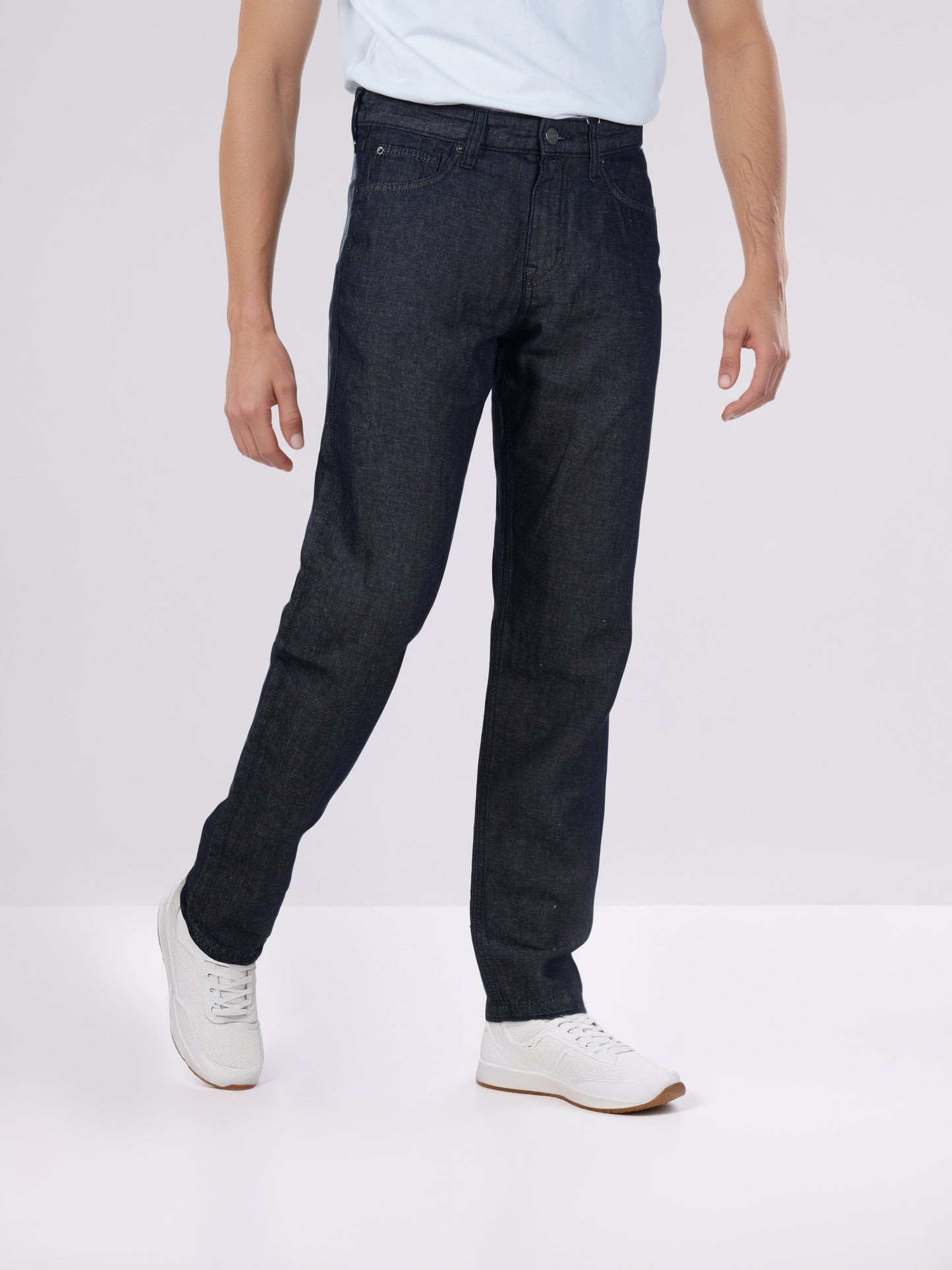 Celio* Men Black Solid Straight Fit Cotton-Linen-Blend Jeans