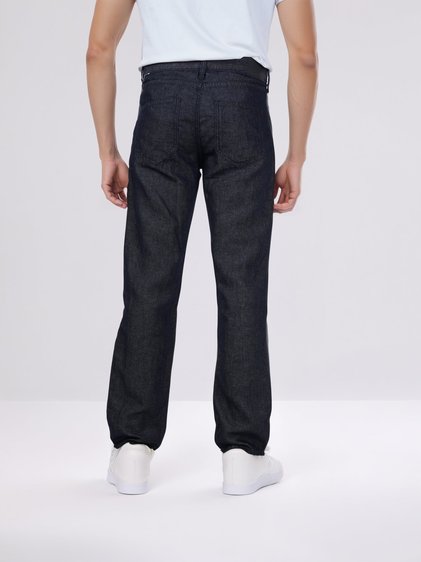Celio* Men Black Solid Straight Fit Cotton-Linen-Blend Jeans