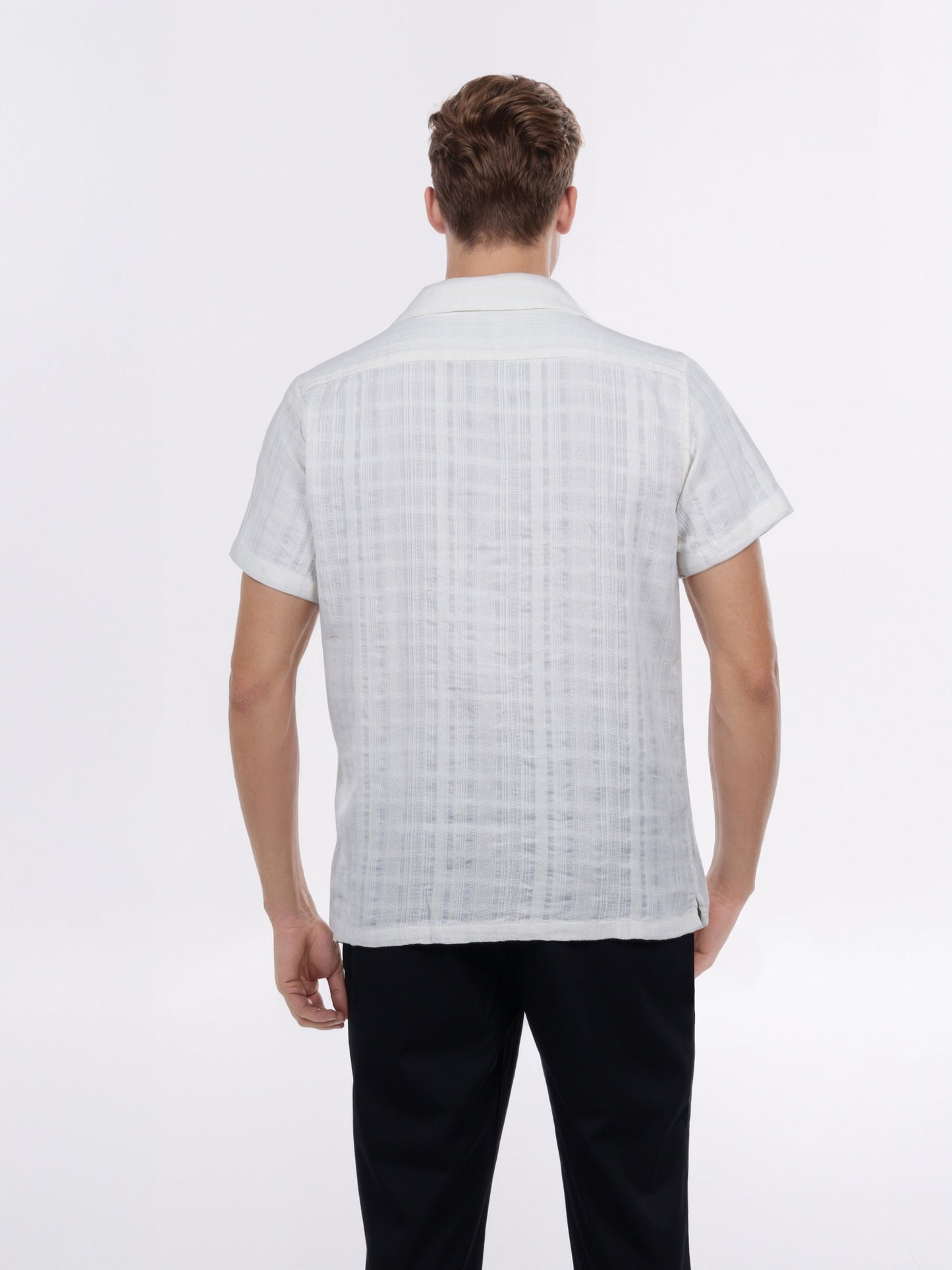 Celio* Men White Solid Regular Fit Cotton Shirt