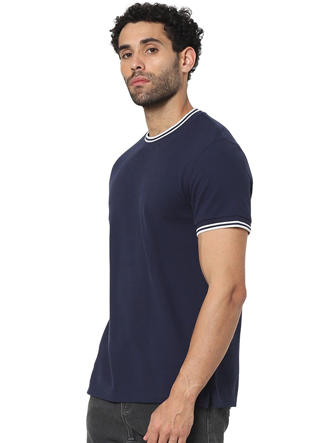 Celio Men Navy Blue Solid Straight Fit Cotton T-Shirts