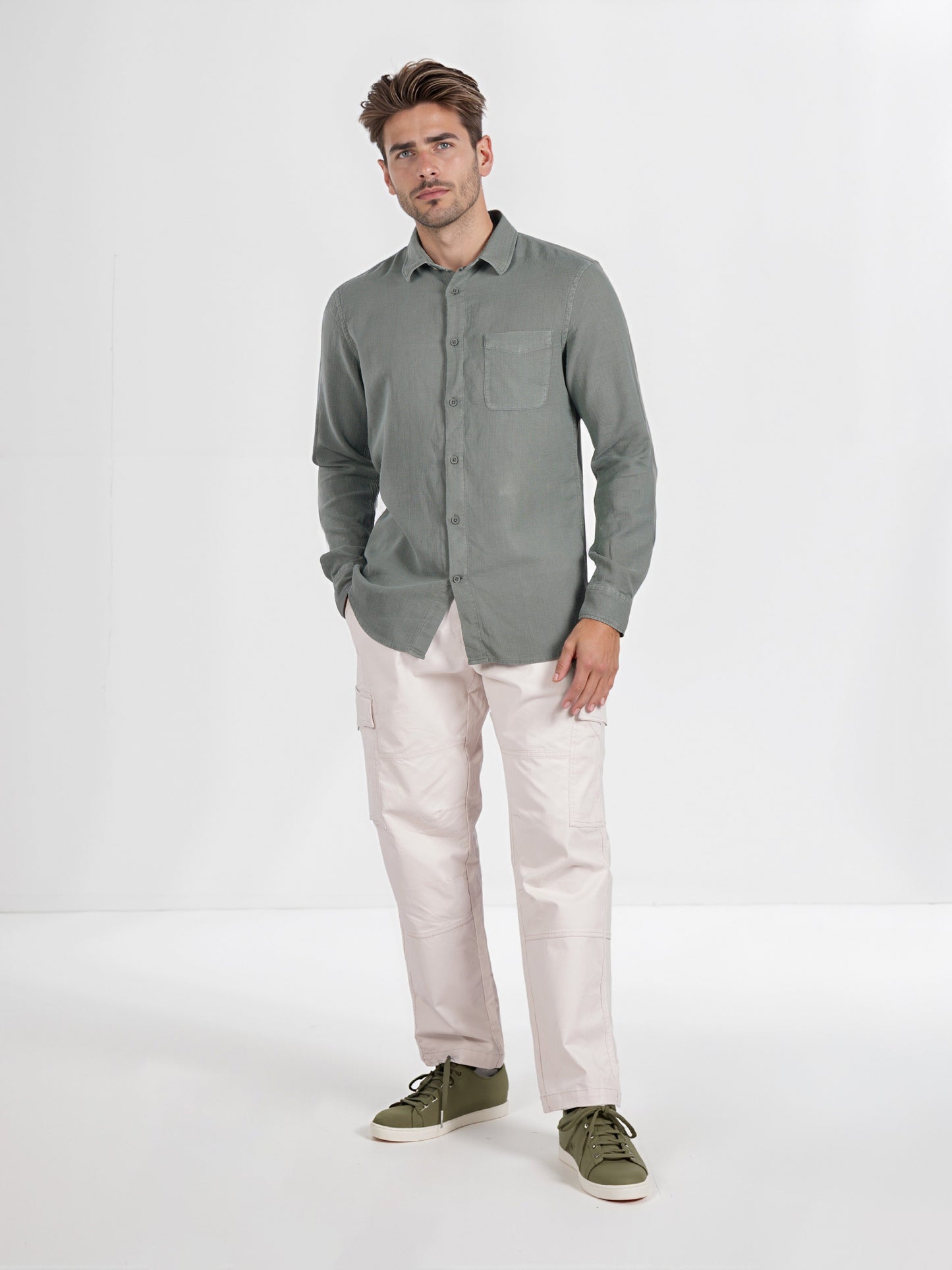 Celio* Men Green Solid Regular Fit Cotton Shirt