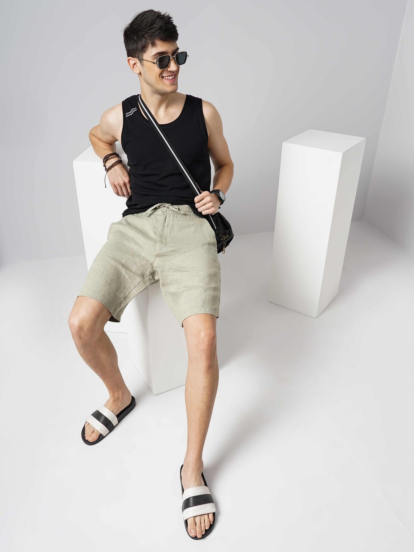 Celio* Linen Regular Fit Green Shorts