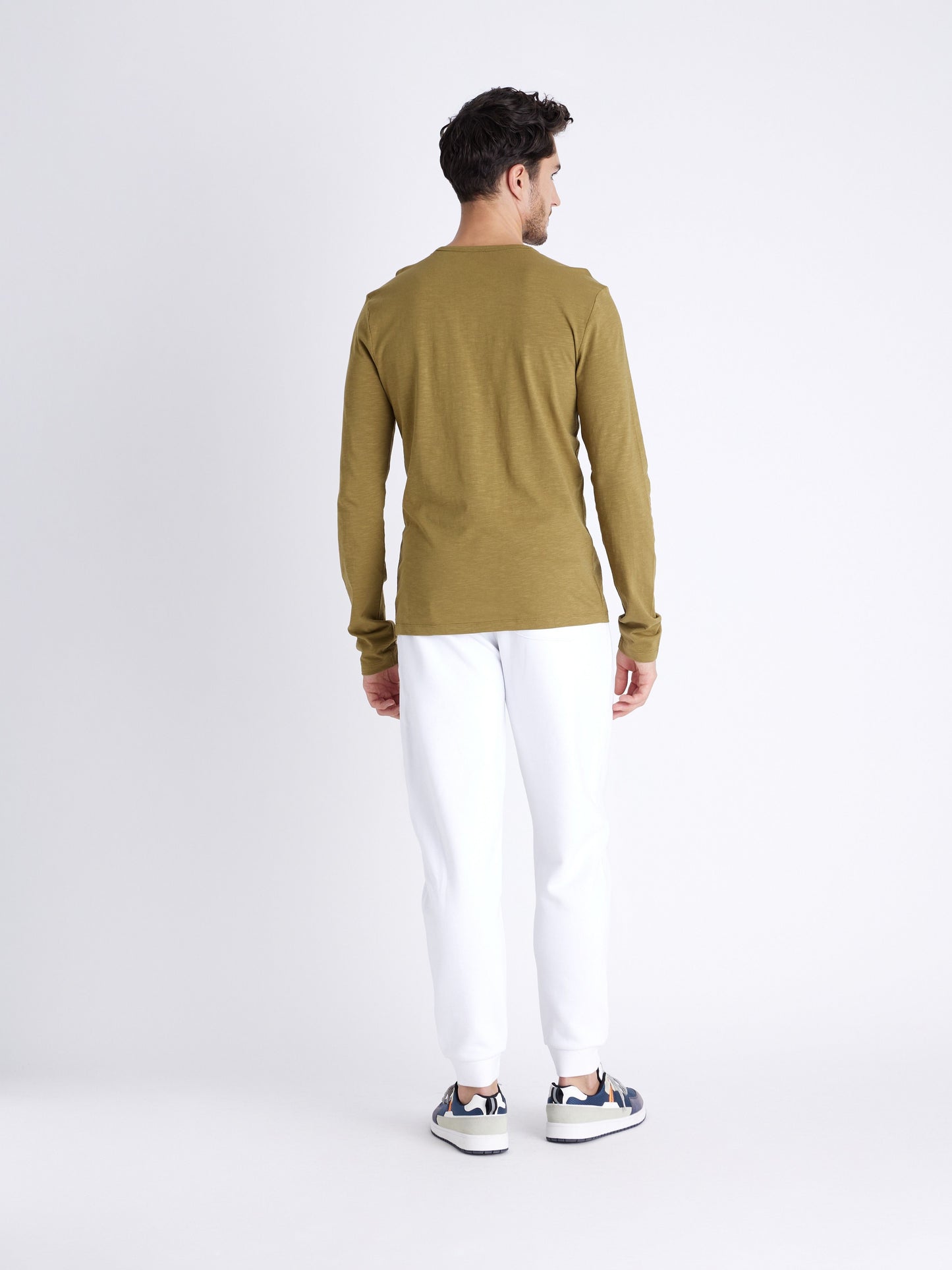 Celio Men Olive Solid Regular Fit Cotton T-Shirts