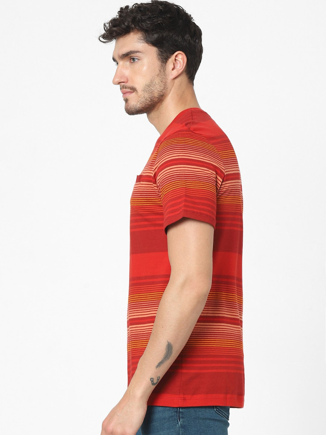 Celio Men Red Striped Regular Fit Cotton T-Shirts