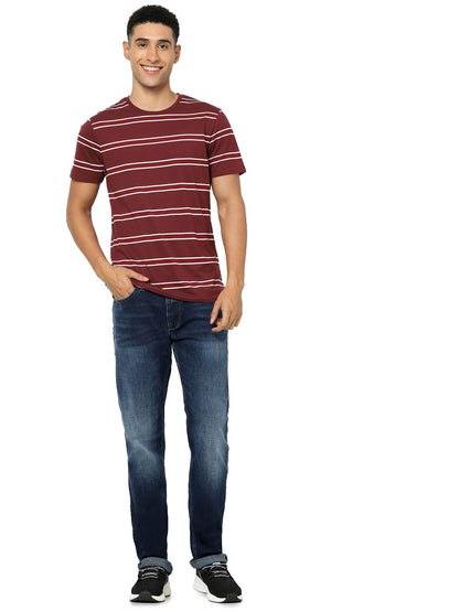 Celio Men Burgundy Striped Regular Fit Cotton T-Shirts