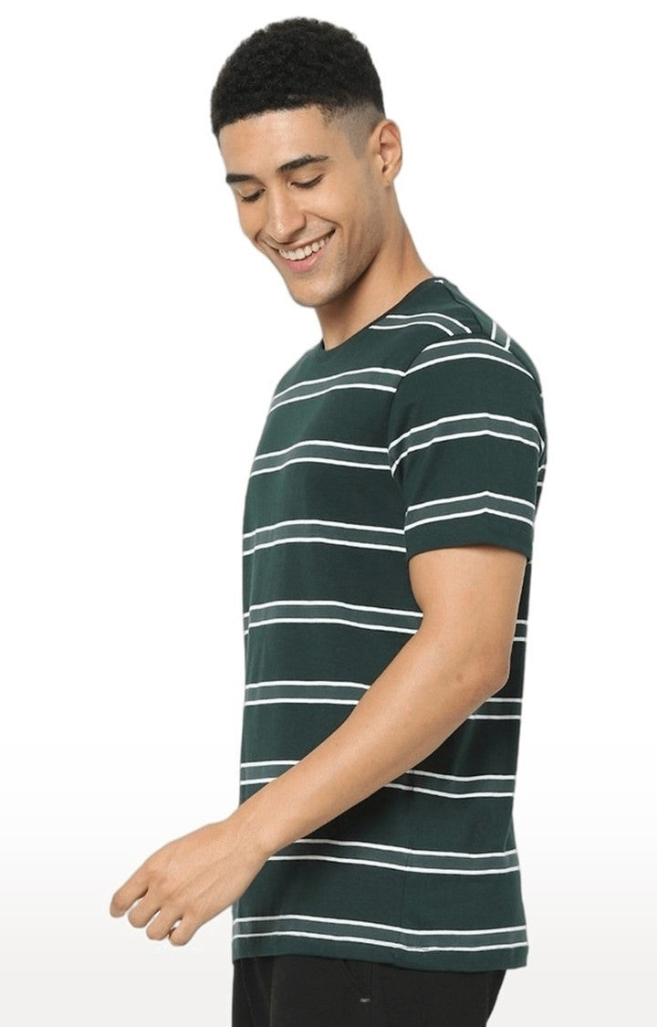 Celio Men Green Striped Regular Fit Cotton T-Shirts