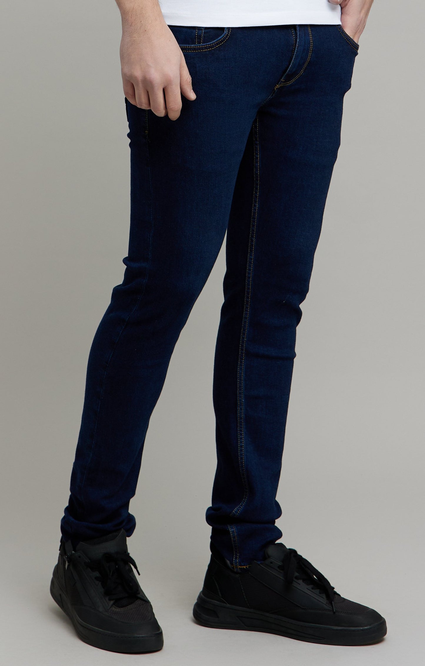 Celio Men Navy Blue Solid Skinny Fit Cotton-Blend Jeans