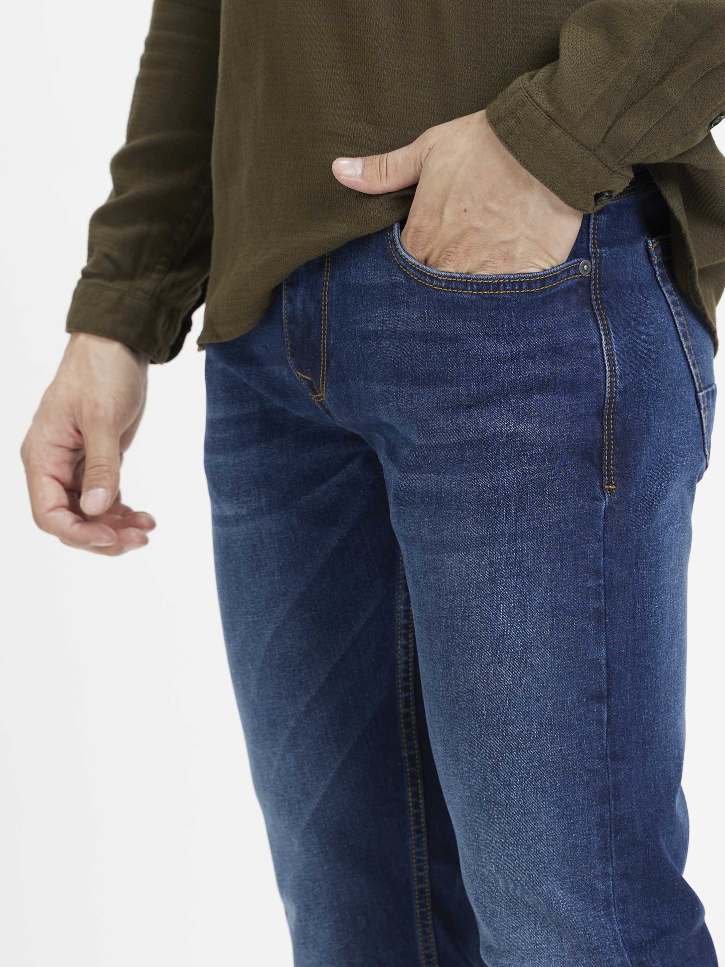 Celio Men Blue Solid Slim Fit Cotton-Linen-Blend Jeans