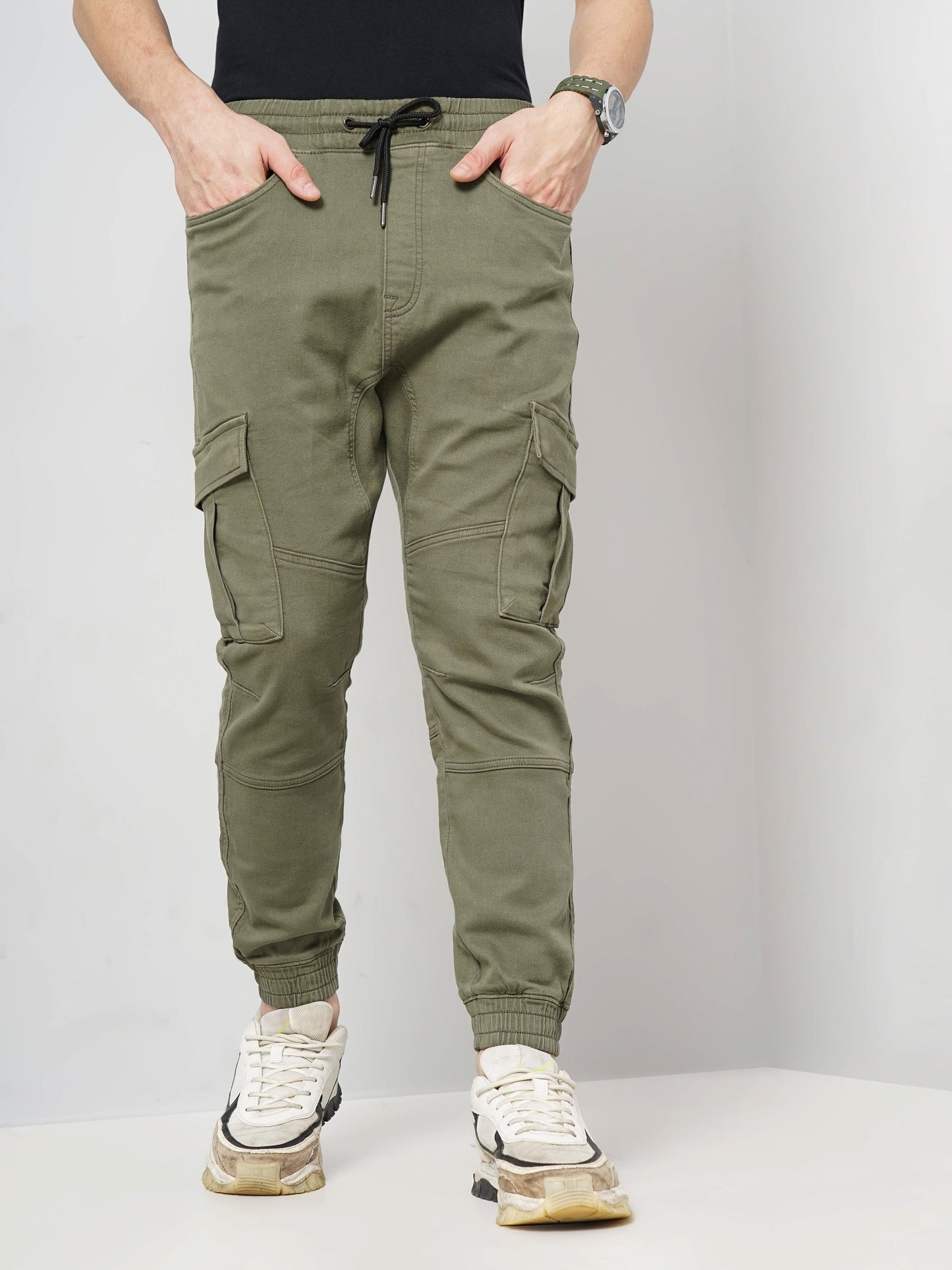 Celio* Cotton-Lycra-Blend Jogger Fit Olive Jeans