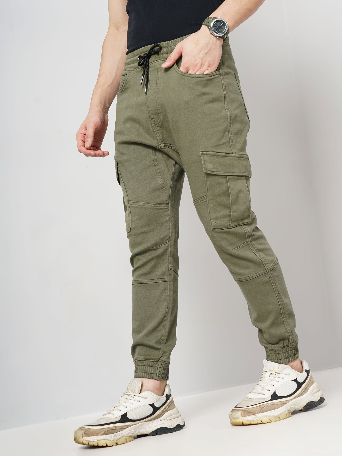 Celio* Cotton-Lycra-Blend Jogger Fit Olive Jeans