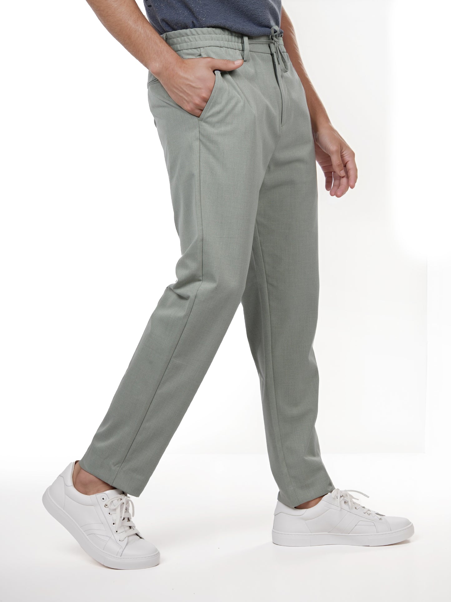 Celio* Men Green Solid Regular Fit Polyester Trouser