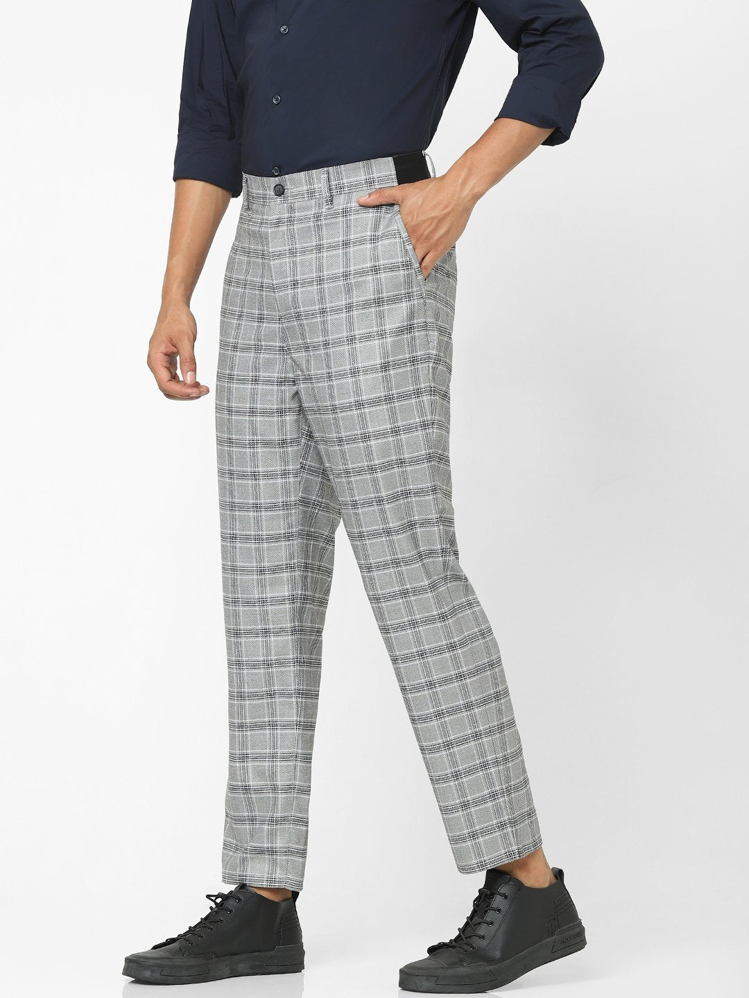 Celio* Men Grey Checked Slim Fit Viscose-Blend Trousers