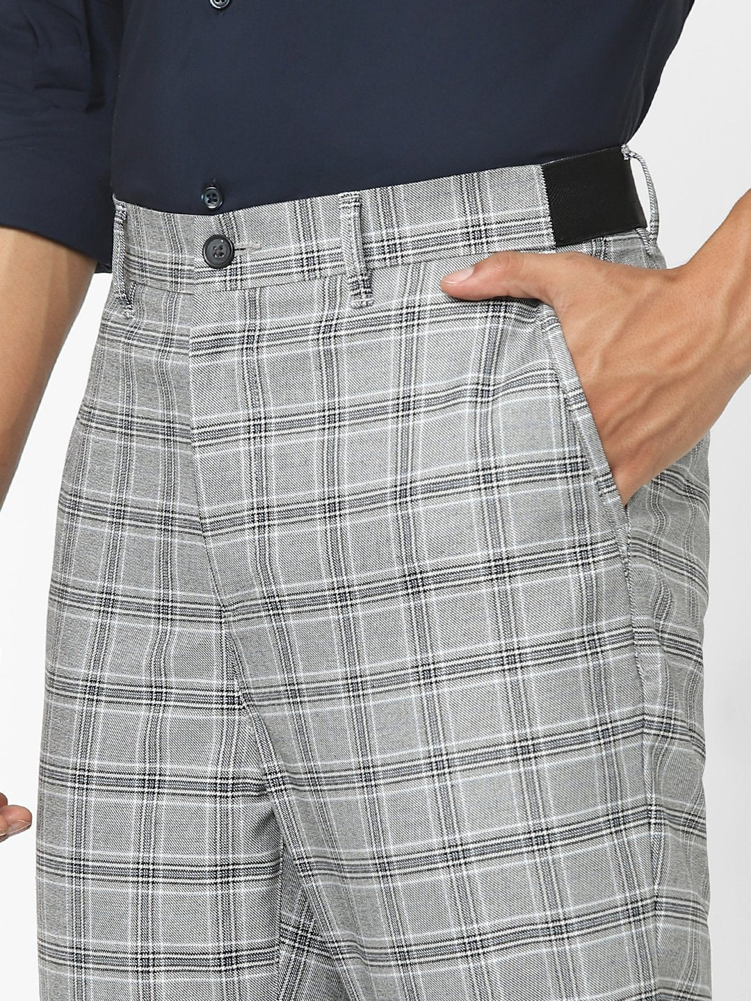 Celio* Men Grey Checked Slim Fit Viscose-Blend Trousers