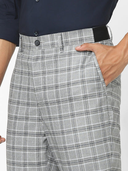 Celio* Men Grey Checked Slim Fit Viscose-Blend Trousers
