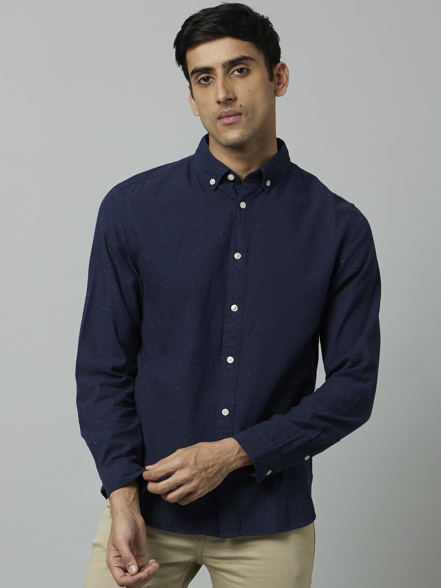 Celio Men Navy Blue Solid Regular Fit Cotton Shirts