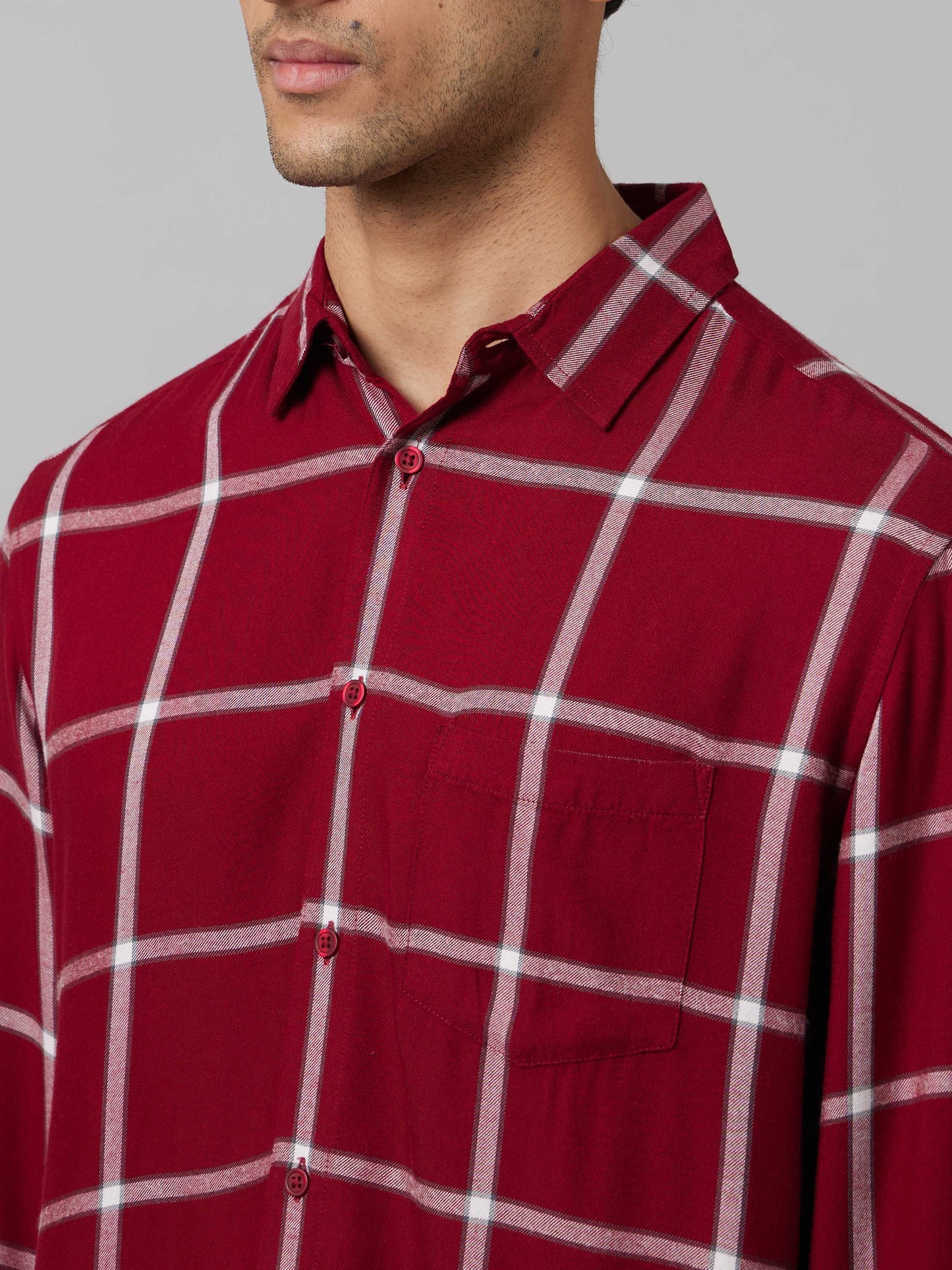 Celio Men Red Checked Regular Fit Viscose Shirts