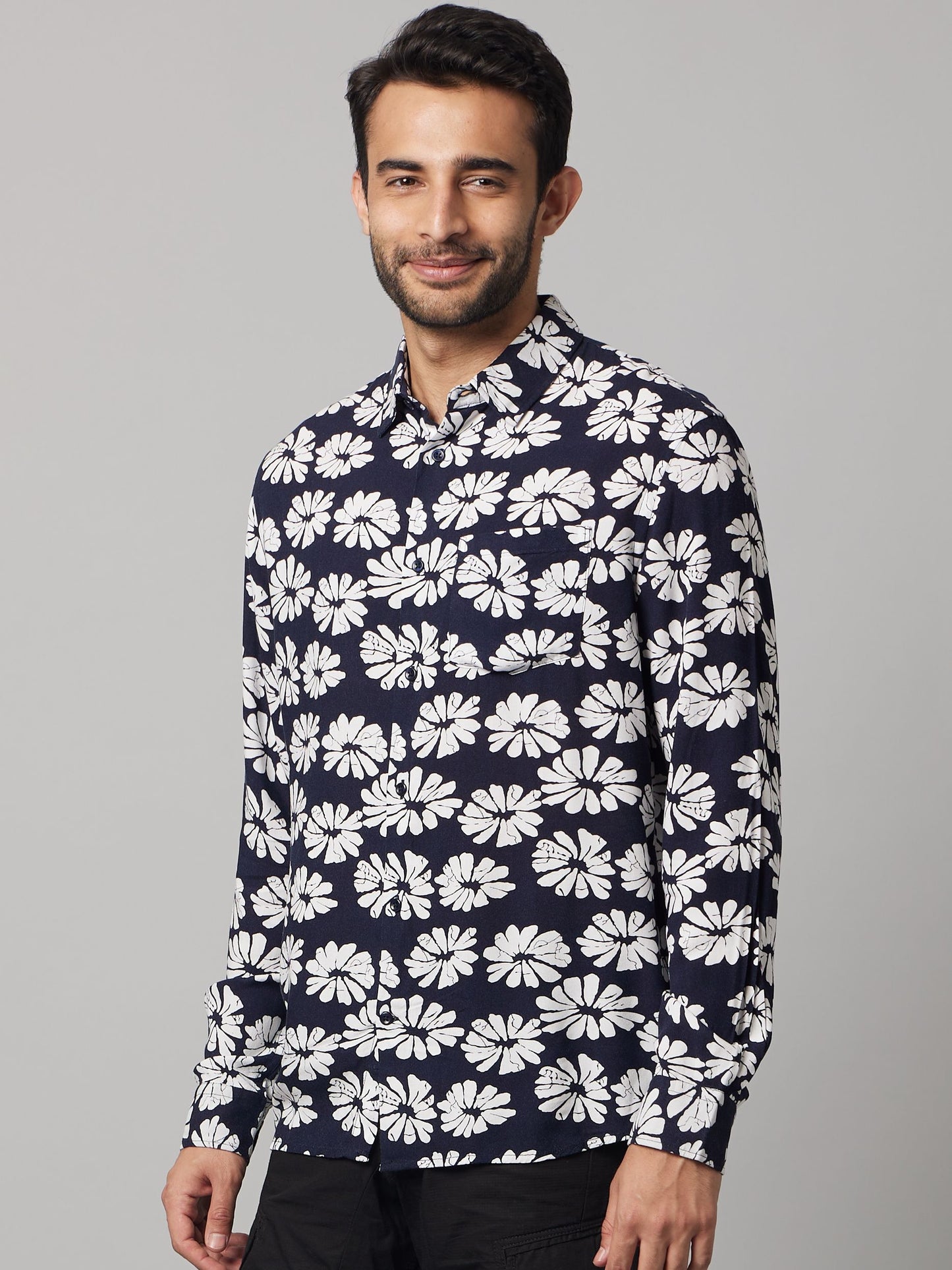 Celio Men Navy Blue Printed Regular Fit Viscose Shirts