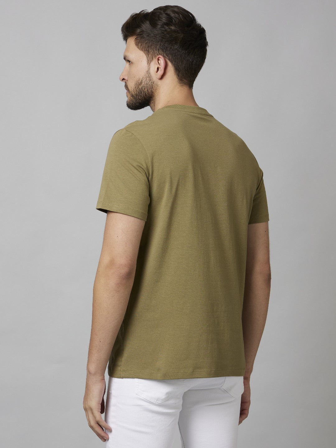 Celio Men Olive Solid Straight Fit Cotton T-Shirts