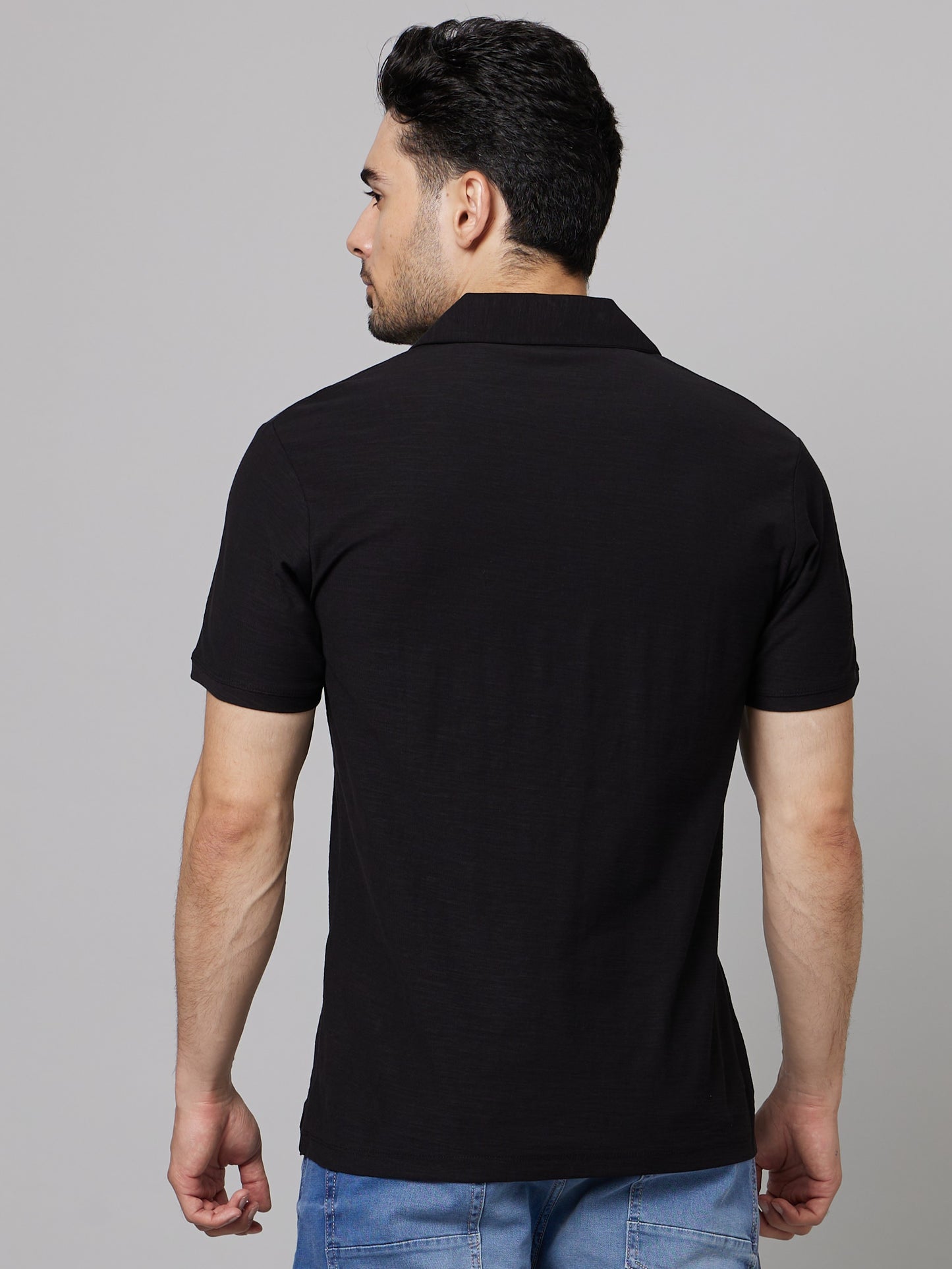 Celio Men Black Solid Slim Fit Cotton T-Shirts