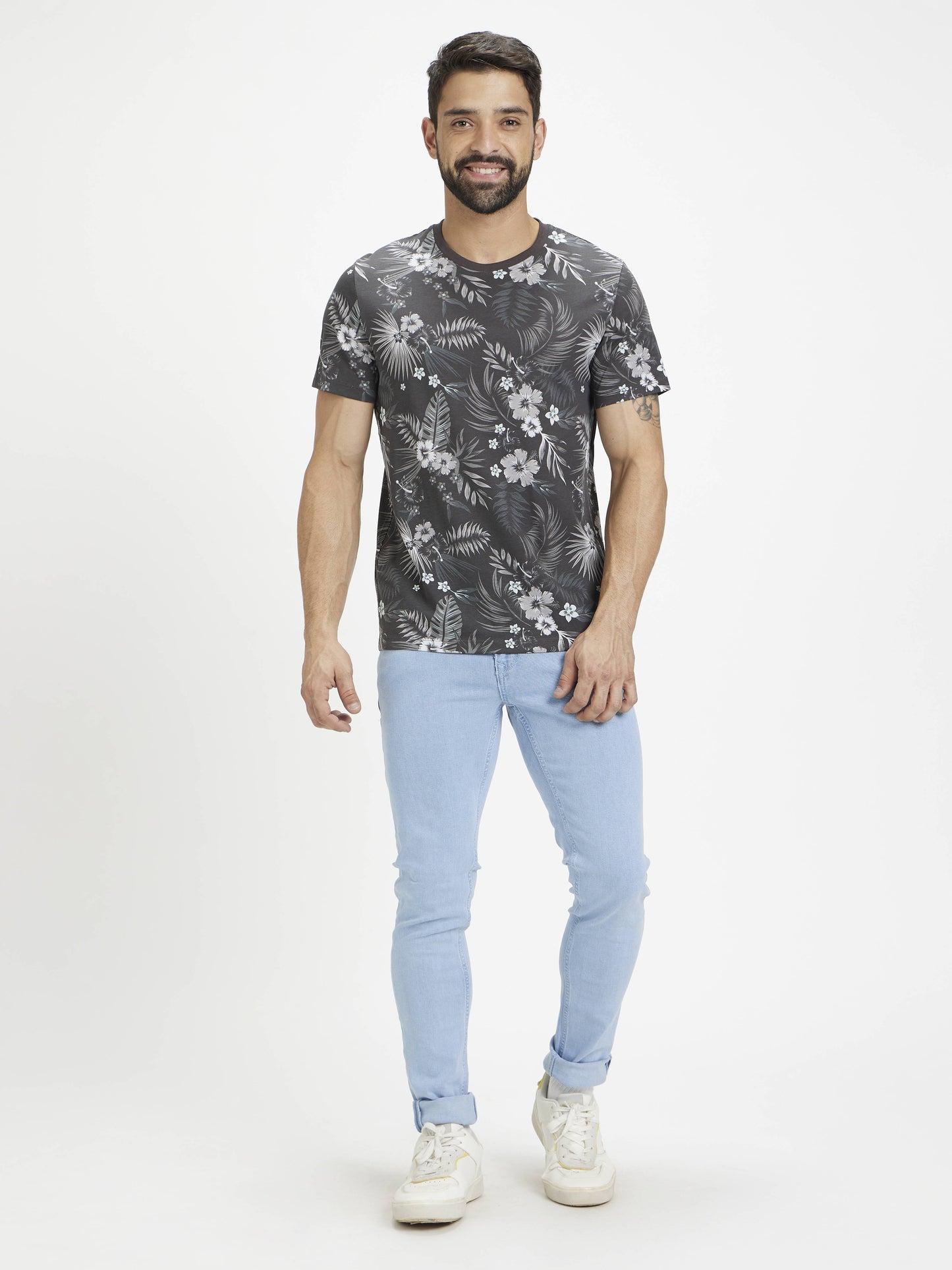 Celio Men White Solid Regular Fit Cotton T-Shirts