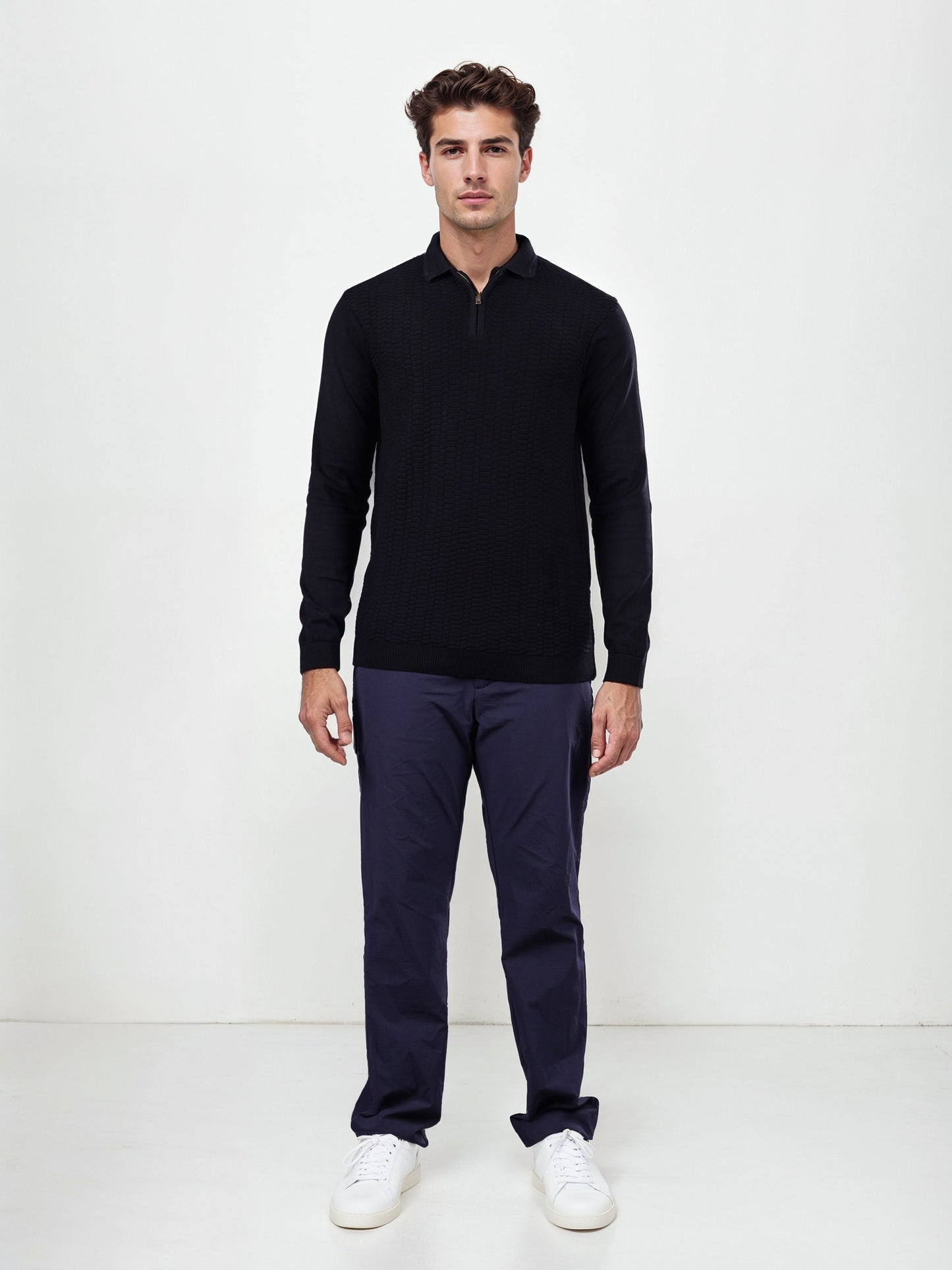 Celio Men Black Solid Regular Fit Cotton T-Shirts