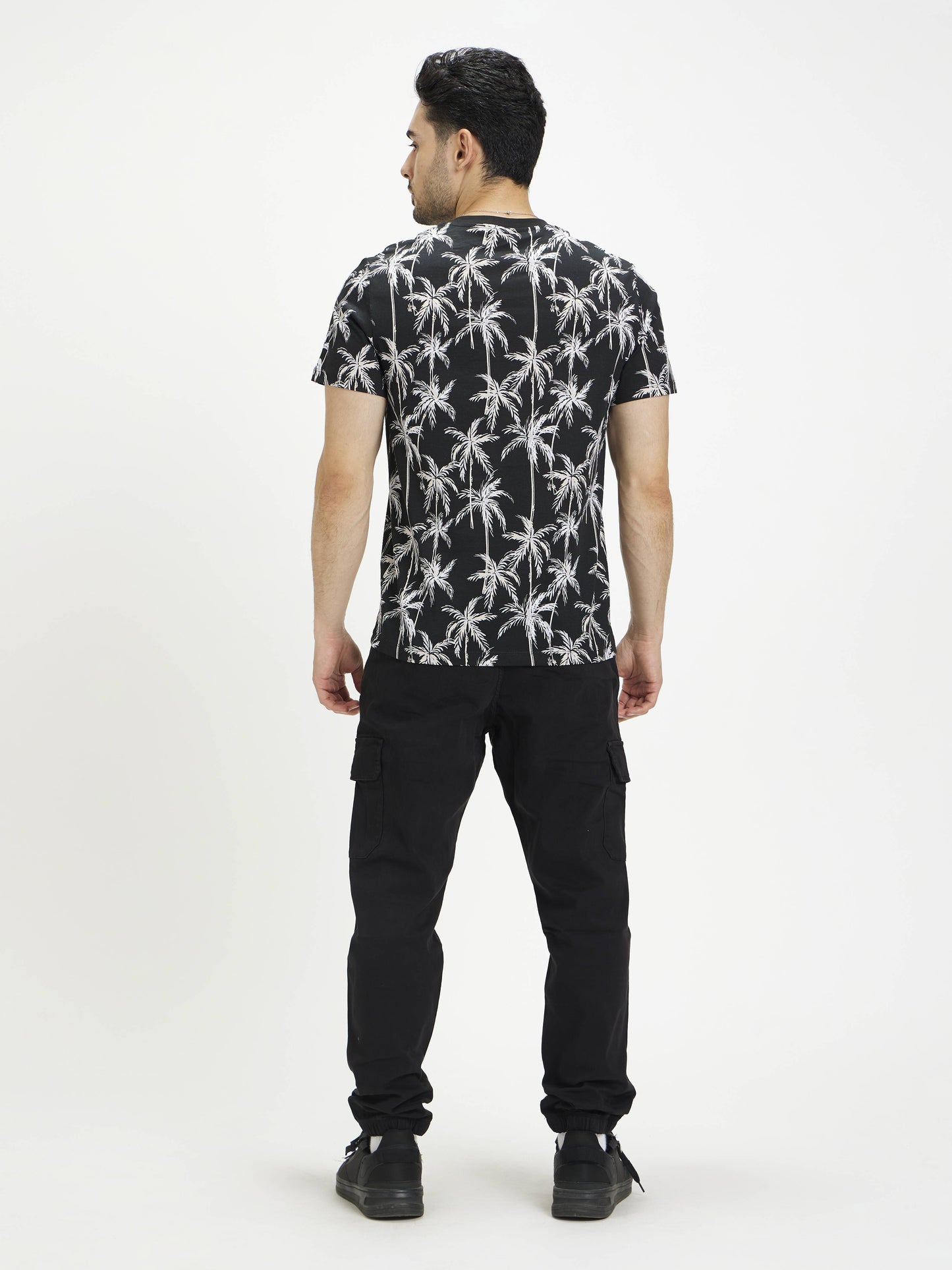 Celio Men Black Printed Regular Fit Cotton T-Shirts